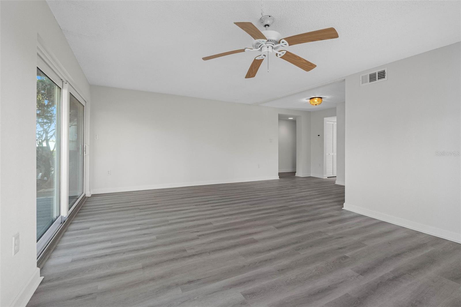 1451 Gulf Blvd #101 Property Photo 24