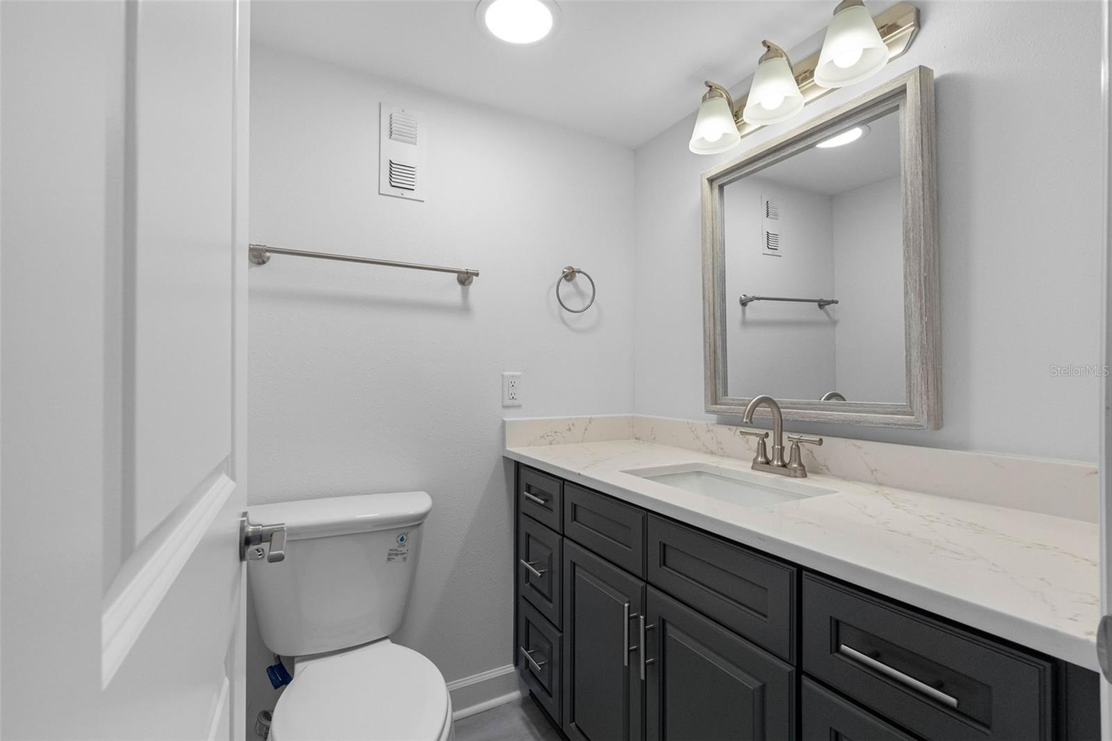 1451 Gulf Blvd #101 Property Photo 27
