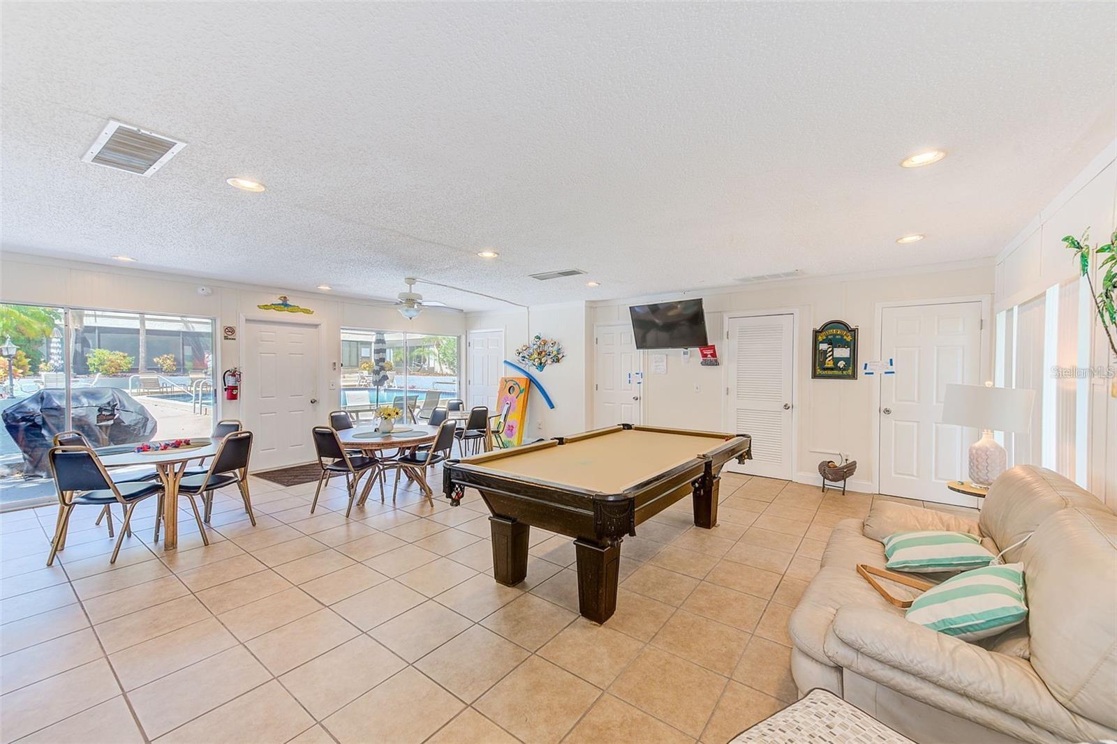 215 Valencia Blvd #213 Property Photo 12