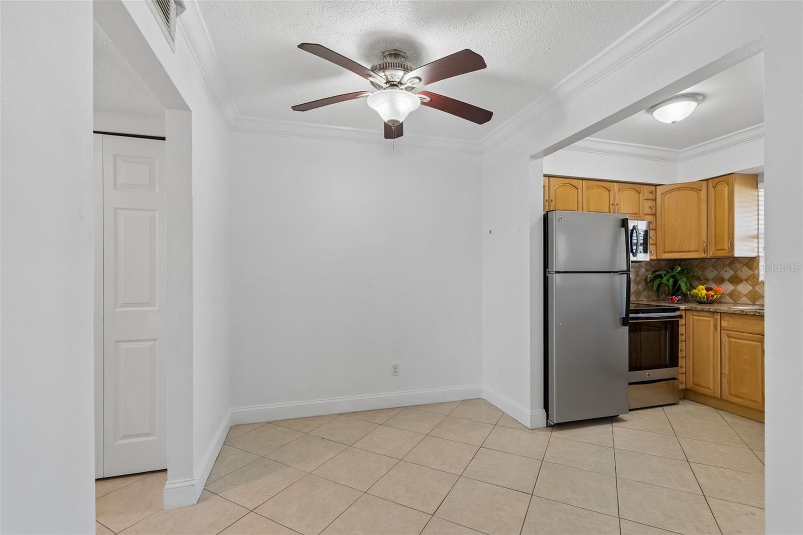 525 73rd Ave #5 Property Photo 13