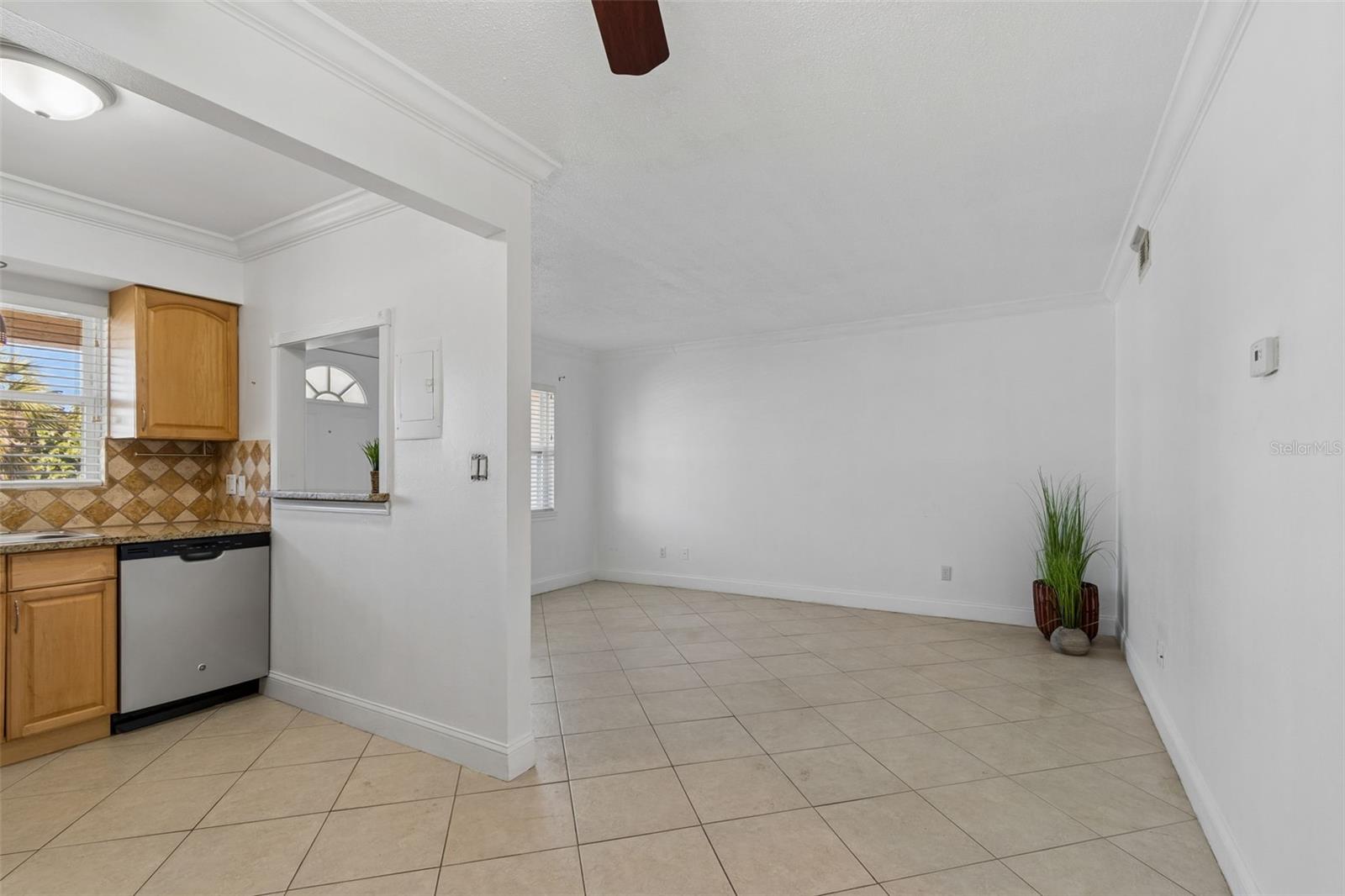 525 73rd Ave #5 Property Photo 14