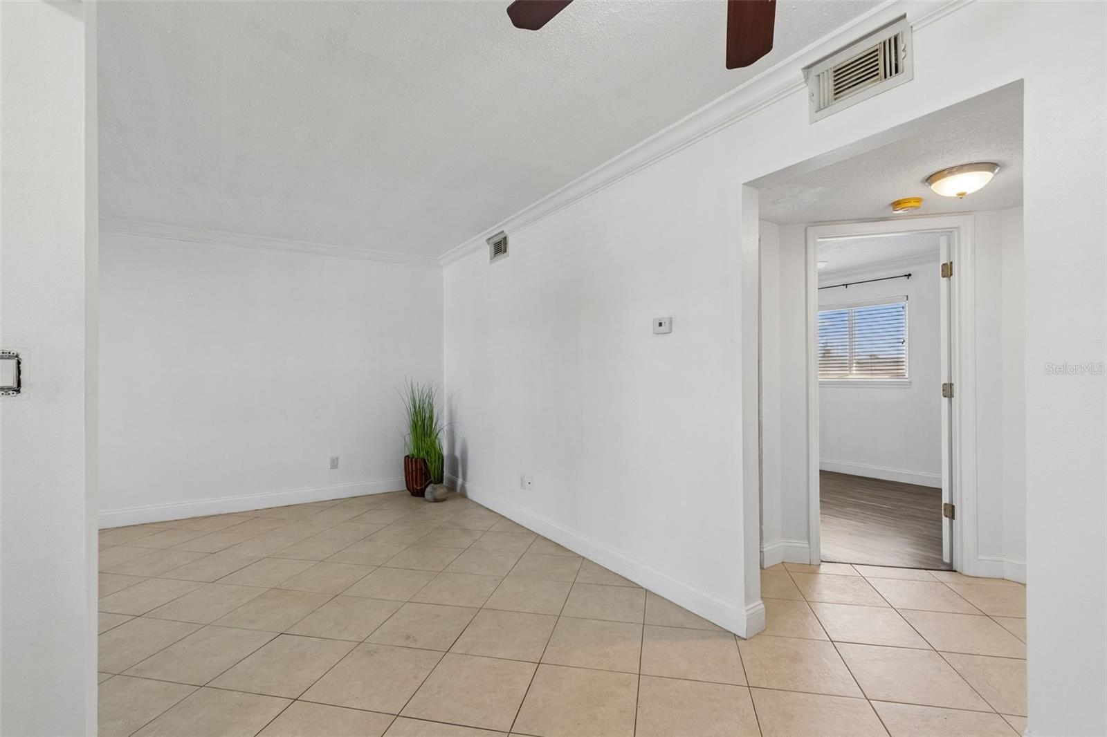 525 73rd Ave #5 Property Photo 15