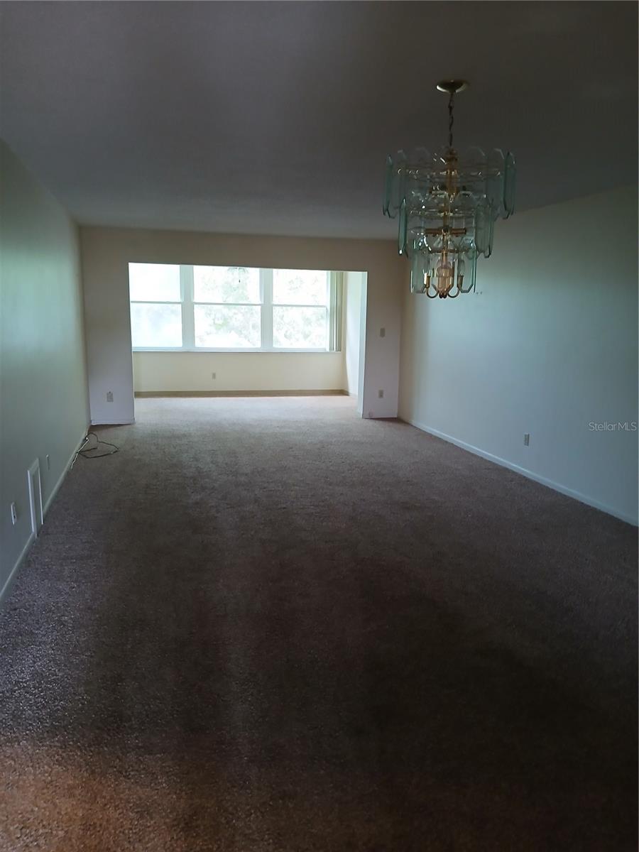 5880 38th Ave N #304 Property Photo 18