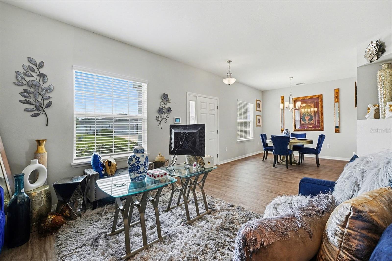 1126 Second Dr Property Photo 4