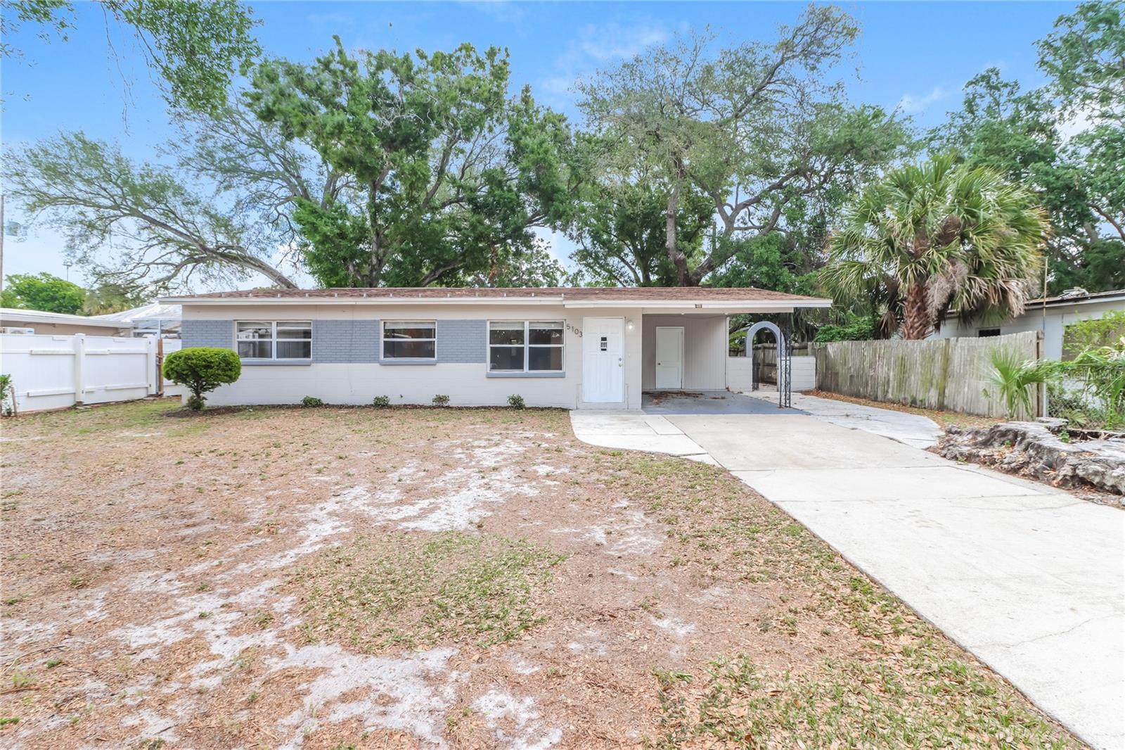 5103 MURRAY HILL DR Property Photo 1