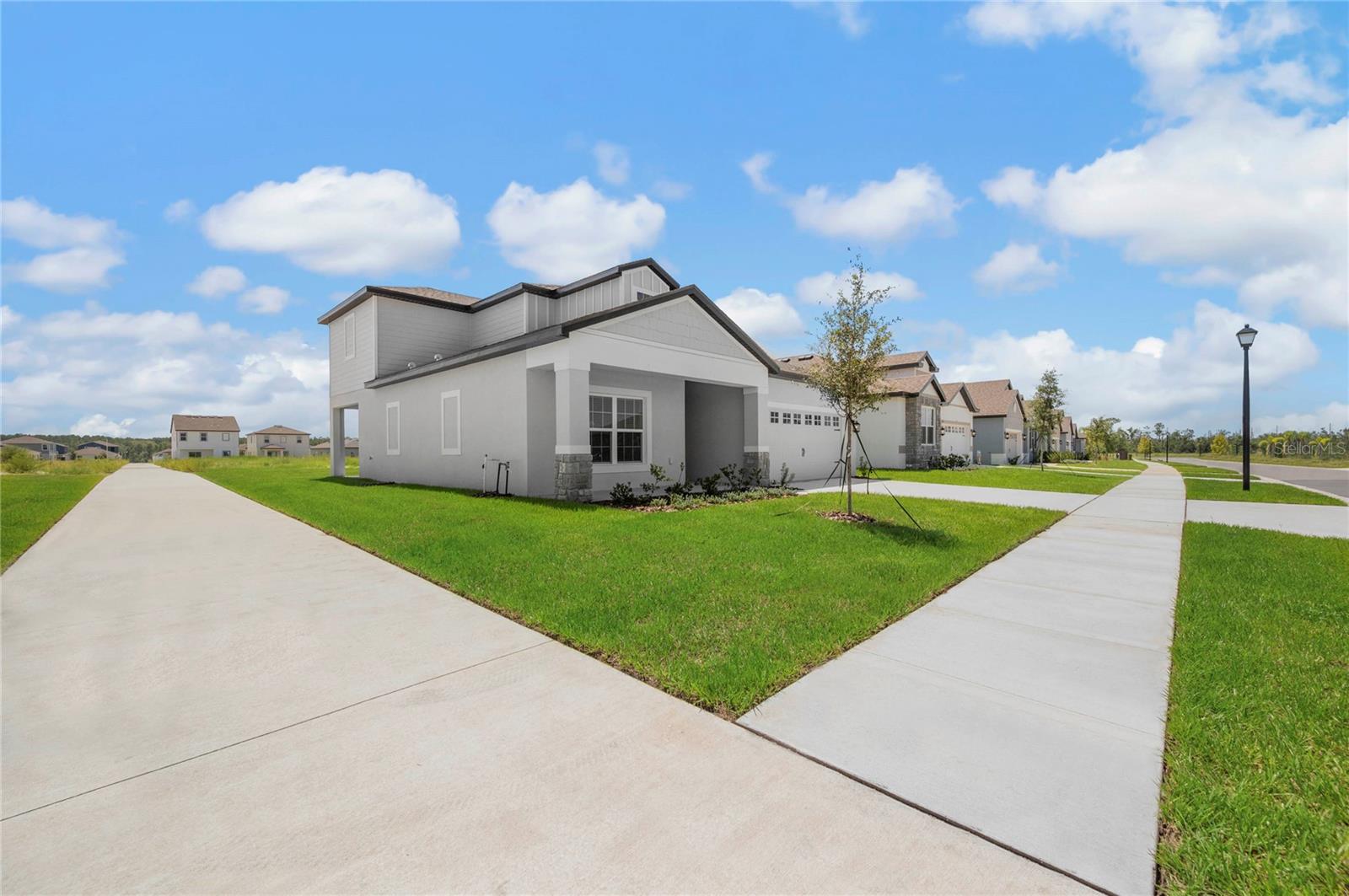 3371 Chinotto Dr Property Photo 4