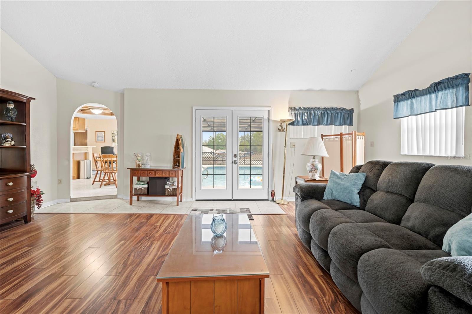 13378 Drayton Dr Property Photo 6