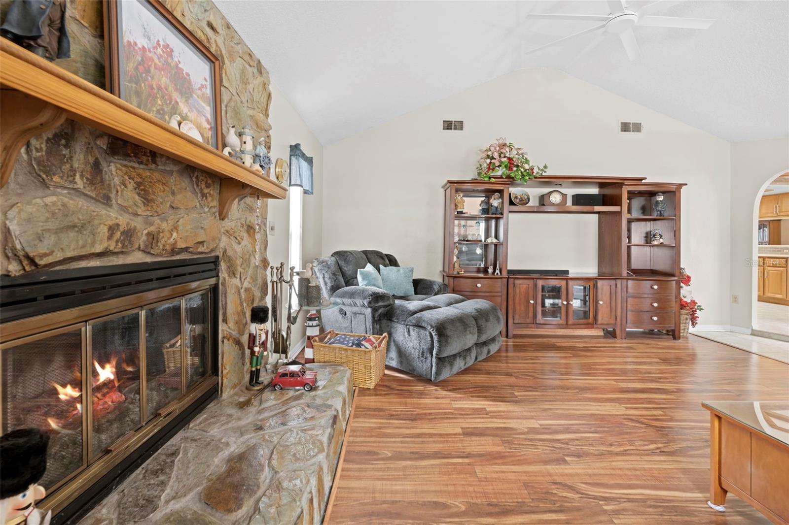13378 Drayton Dr Property Photo 8