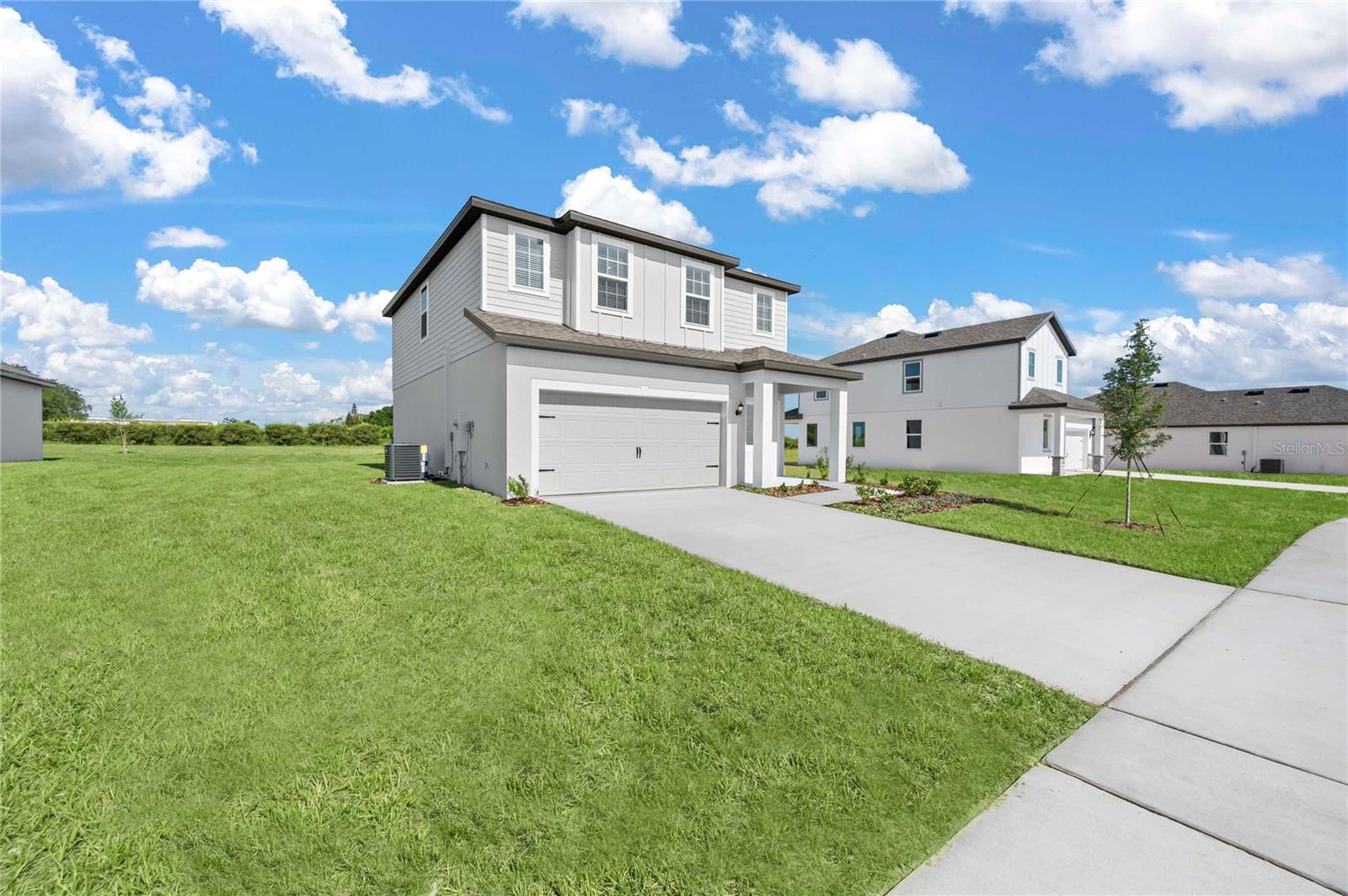 636 Tangelo Ter Property Photo 1