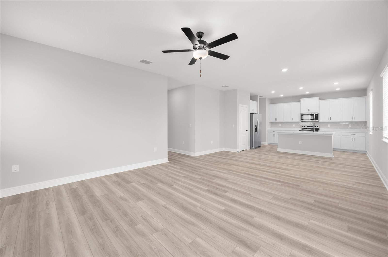 819 Ponkan Ct Property Photo 9