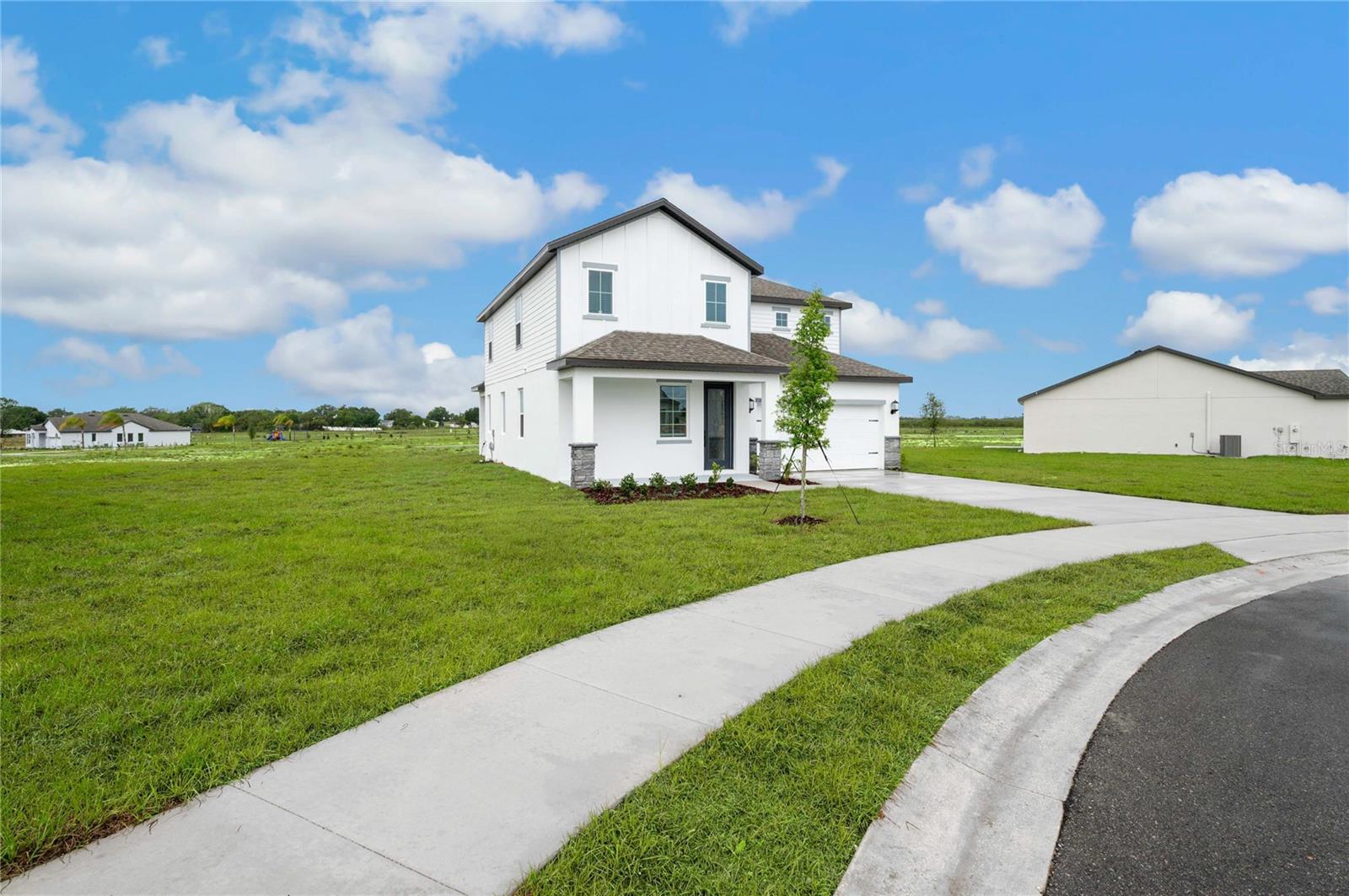 806 Ponkan Ct Property Photo 3