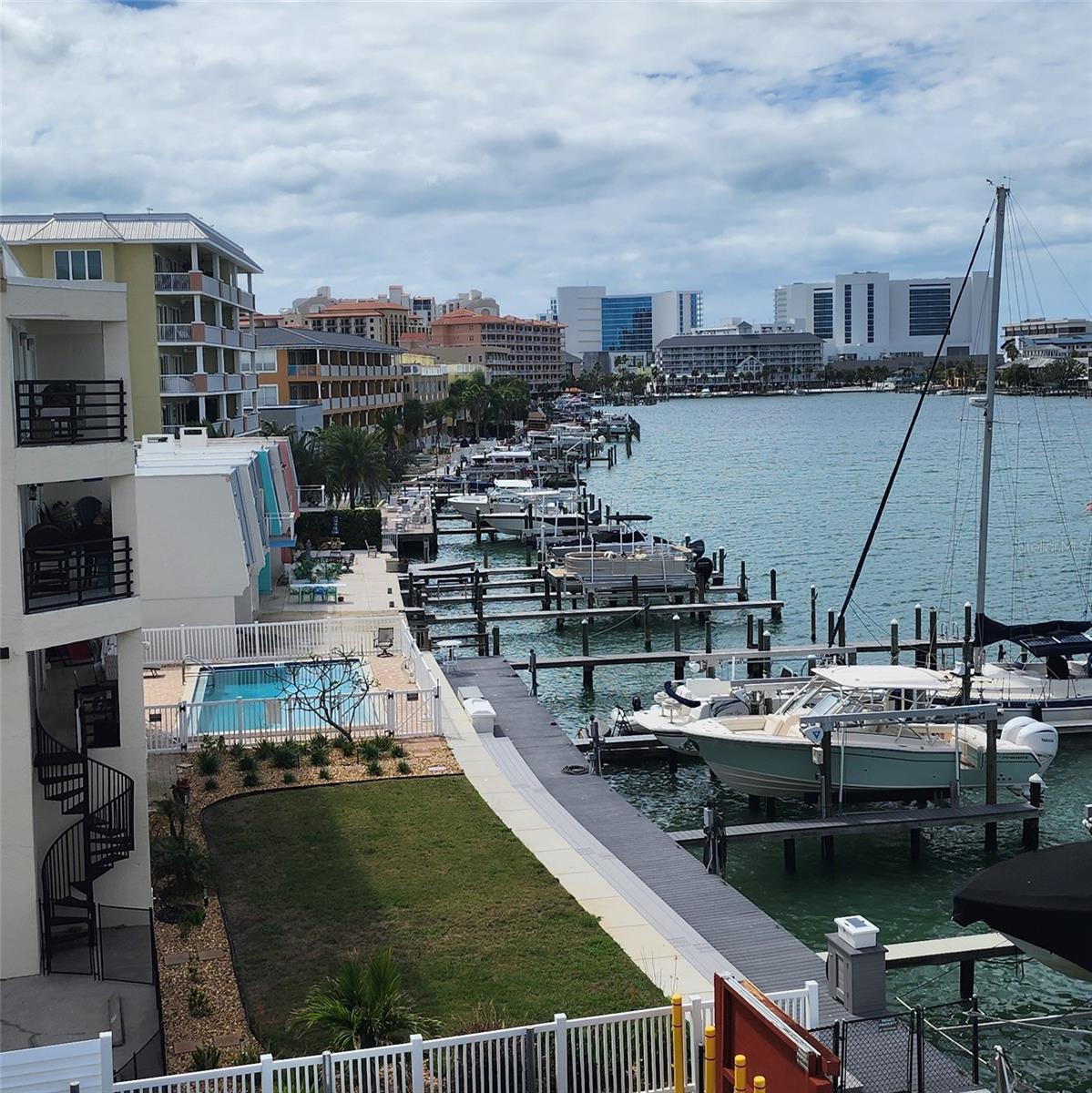 800 Bayway Blvd #28 Property Photo 9