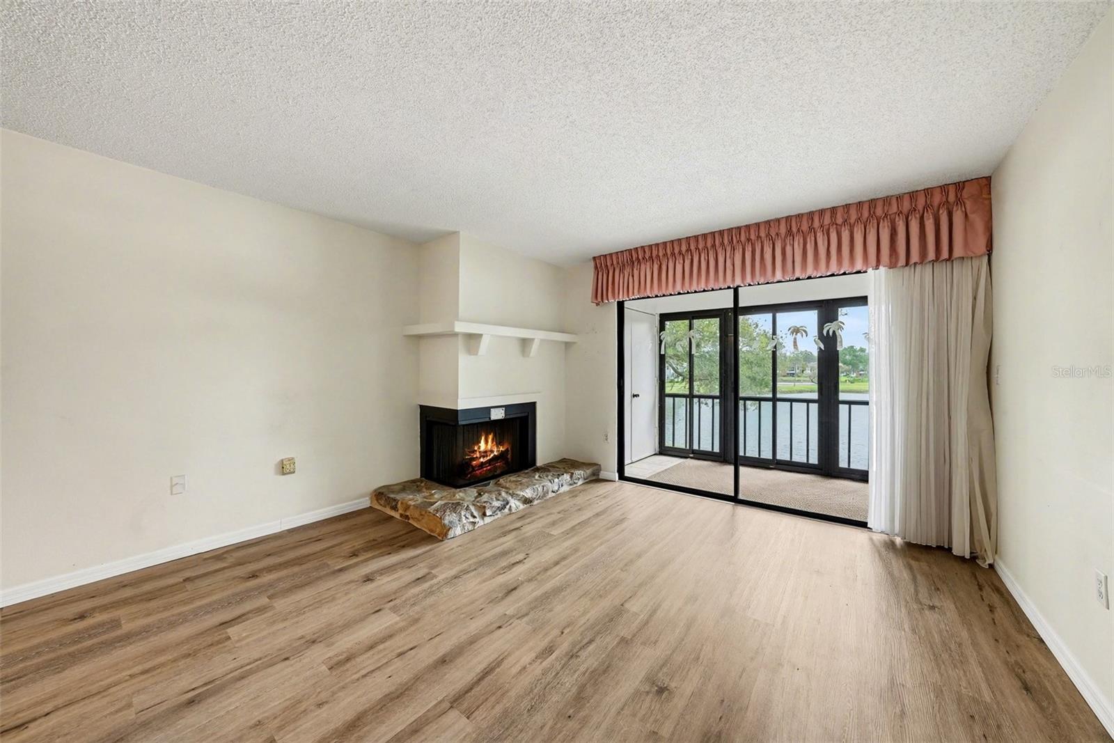 172 Lakeview Way #172 Property Photo 12
