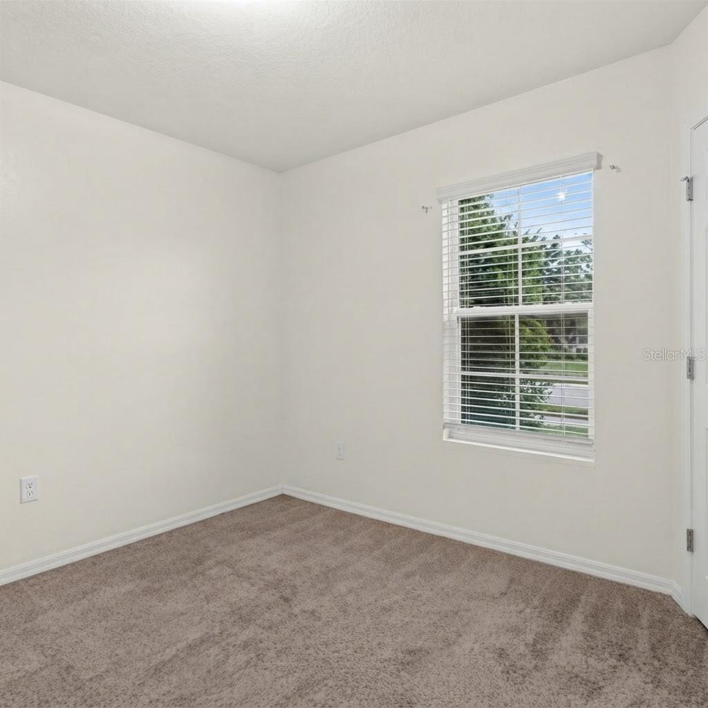 10206 Golden Light Ct Property Photo 8
