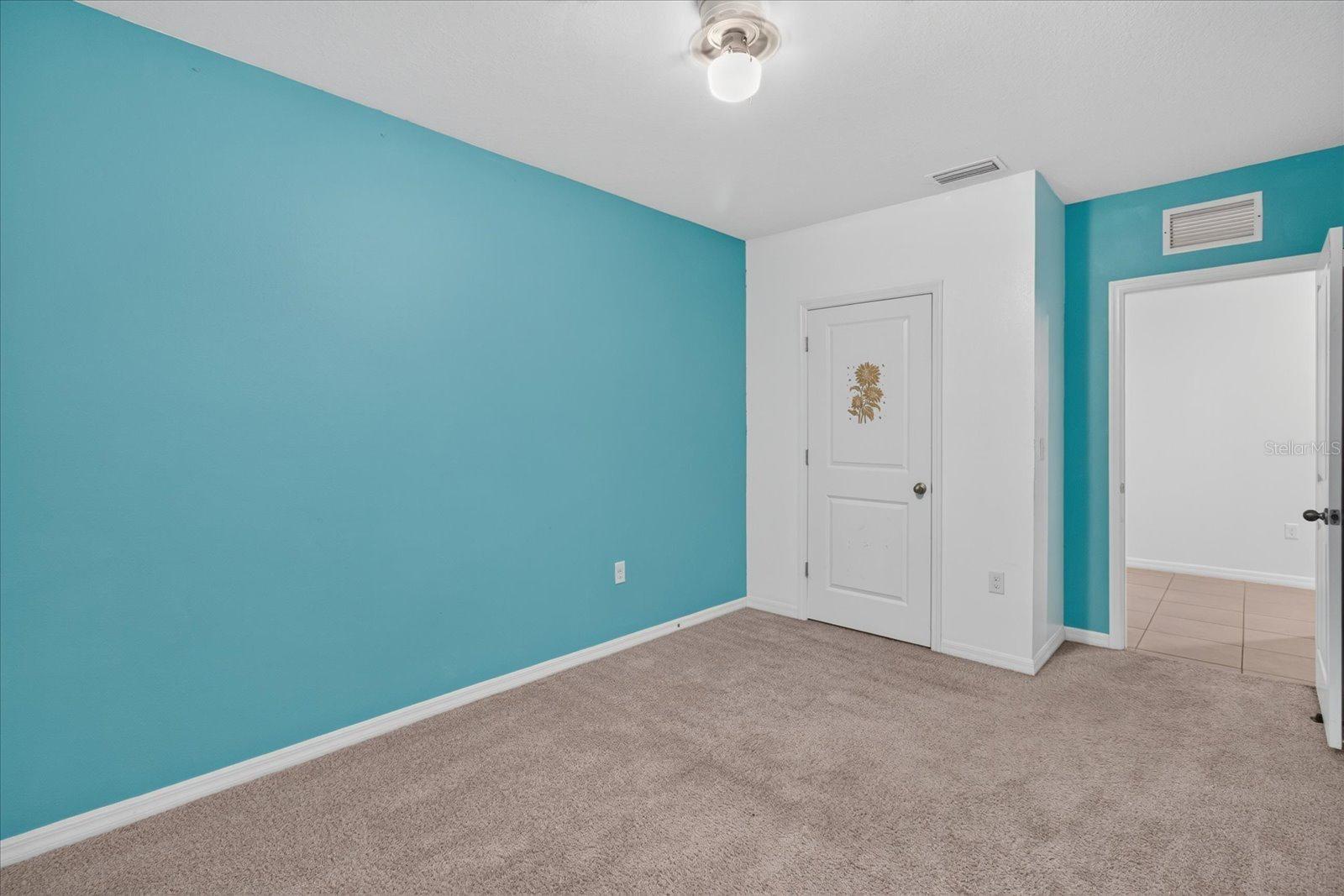 10206 Golden Light Ct Property Photo 14
