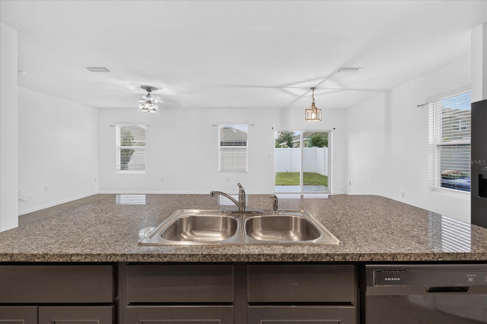 10206 Golden Light Ct Property Photo 21