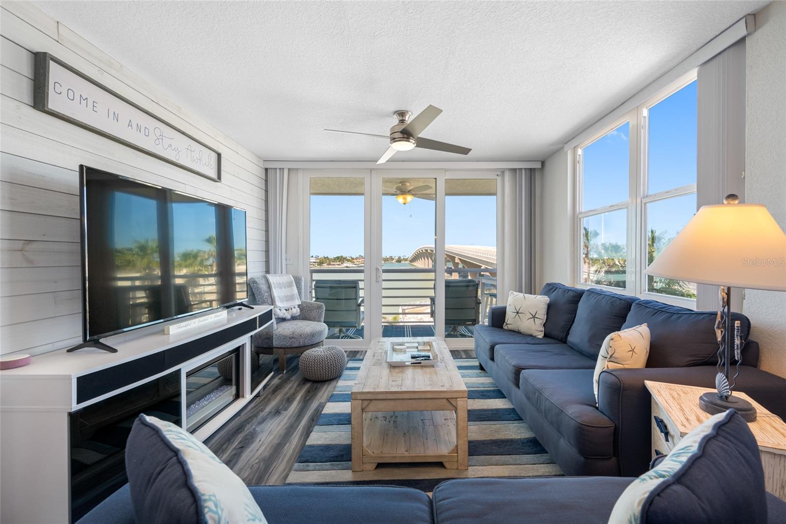 5701 Bahia Del Mar Cir #408 Property Photo 5