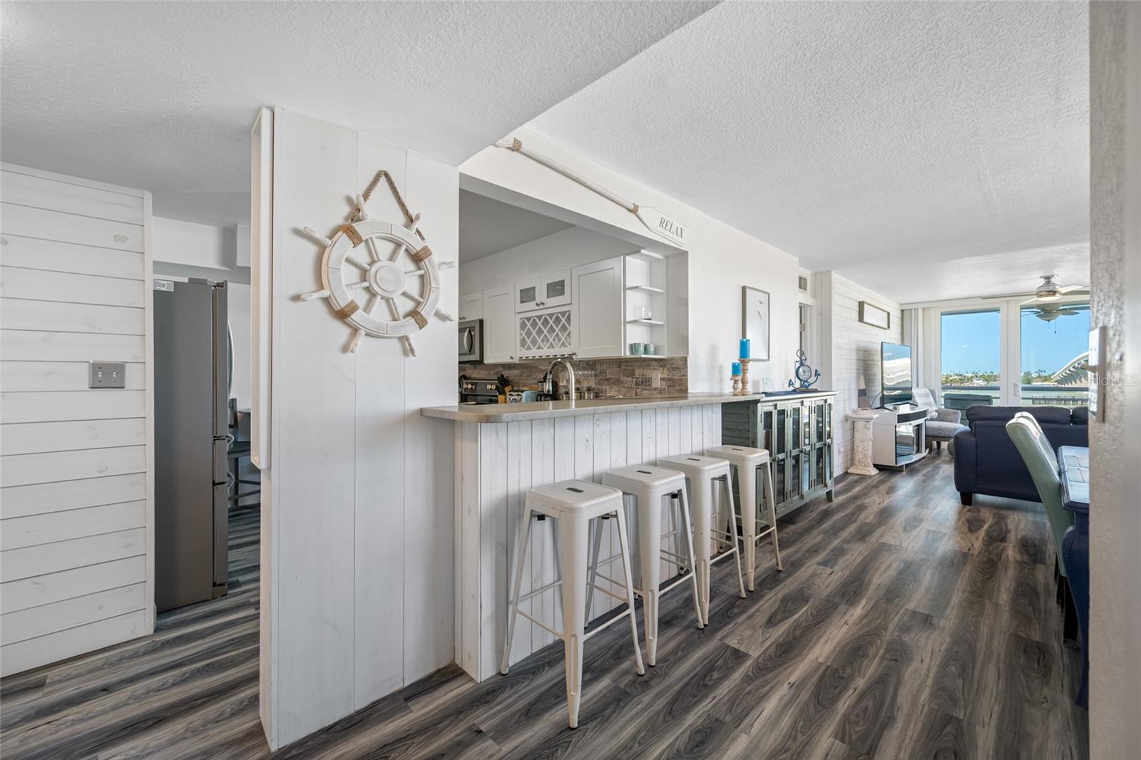 5701 Bahia Del Mar Cir #408 Property Photo 12