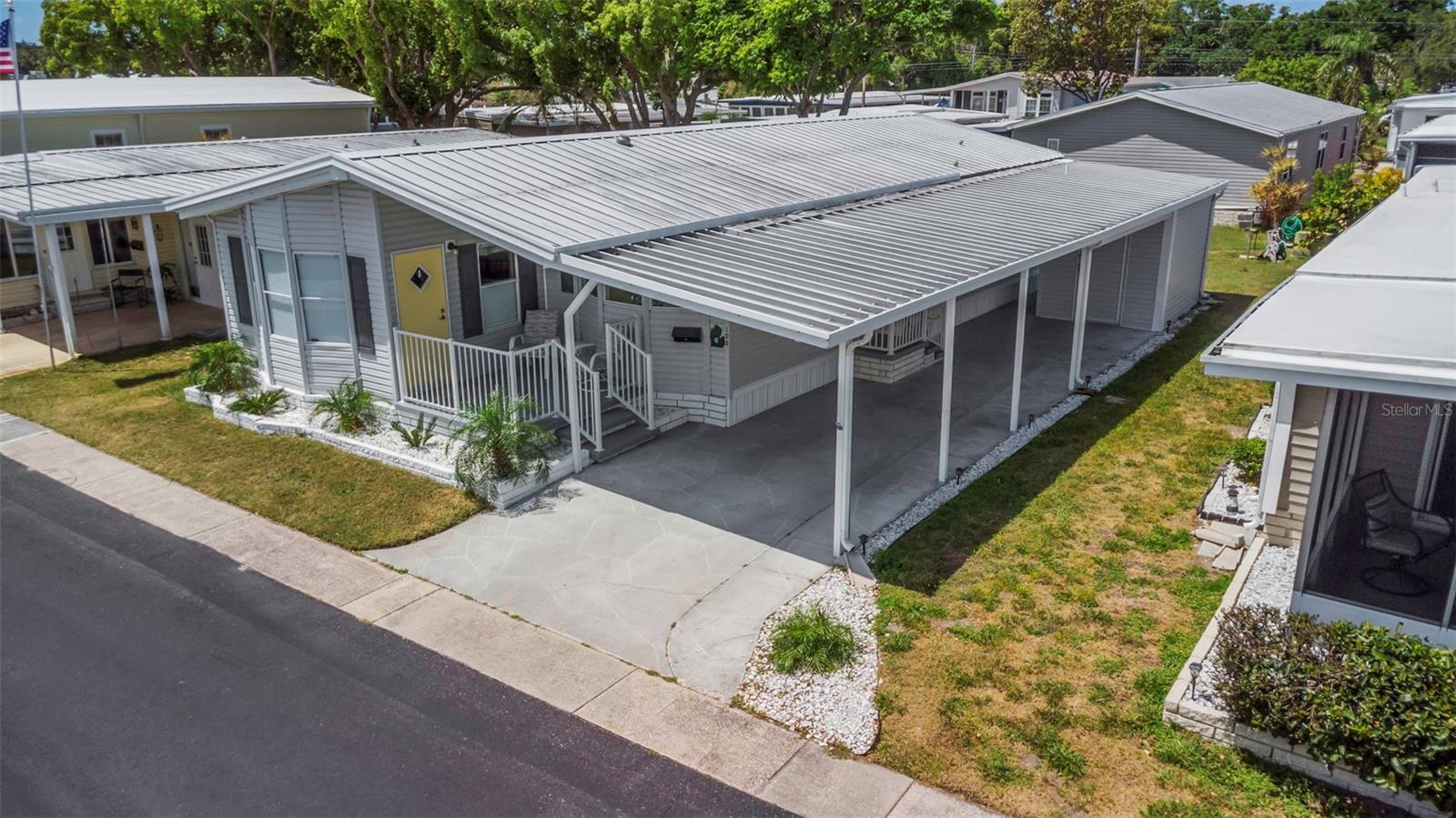 106 Thatch Palm St W Property Photo 63