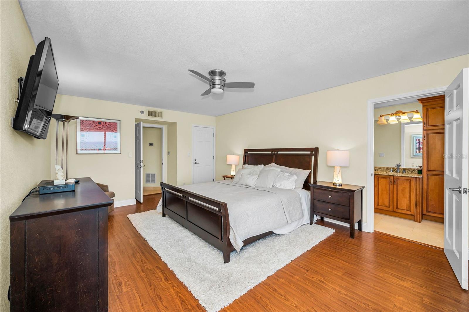 1310 Gulf Blvd #penthouse A Property Photo 29