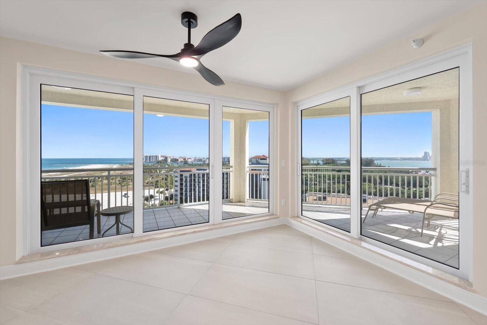 1170 Gulf Blvd #1004 Property Photo 12