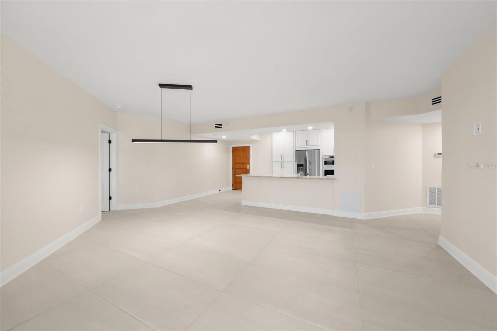 1170 Gulf Blvd #1004 Property Photo 14