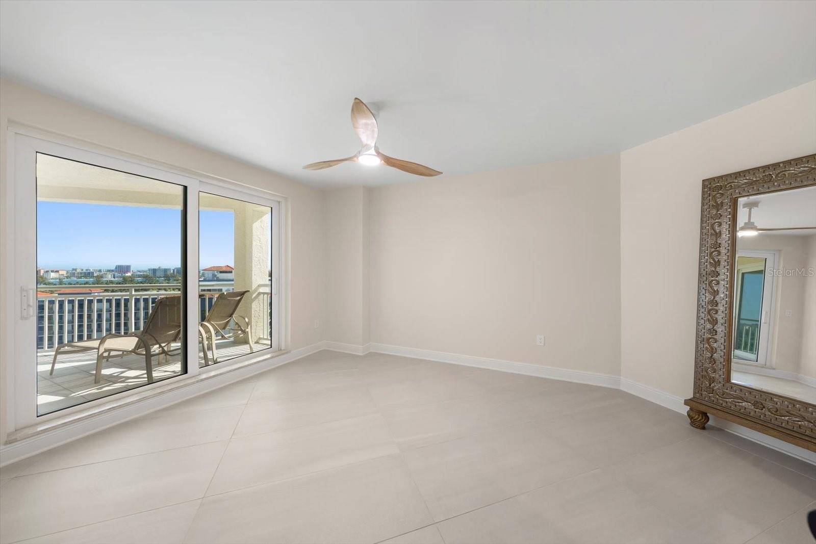 1170 Gulf Blvd #1004 Property Photo 21