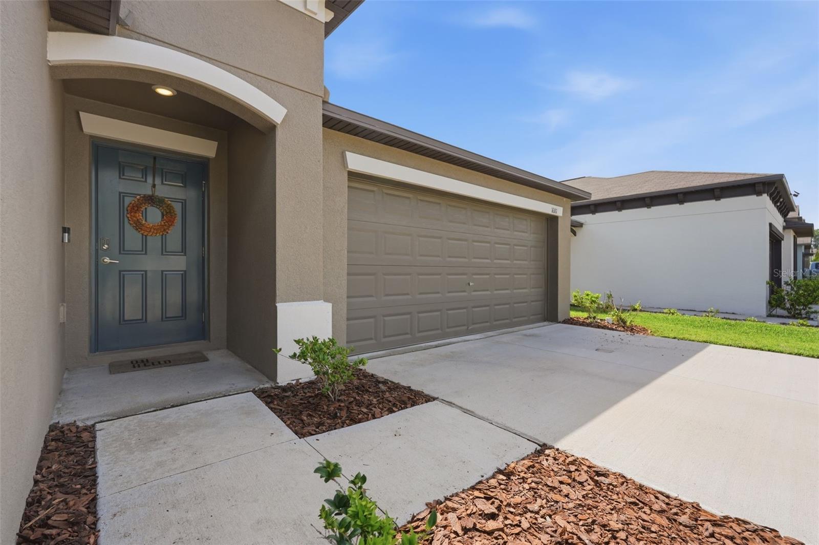 1681 Red Loop Property Photo 5