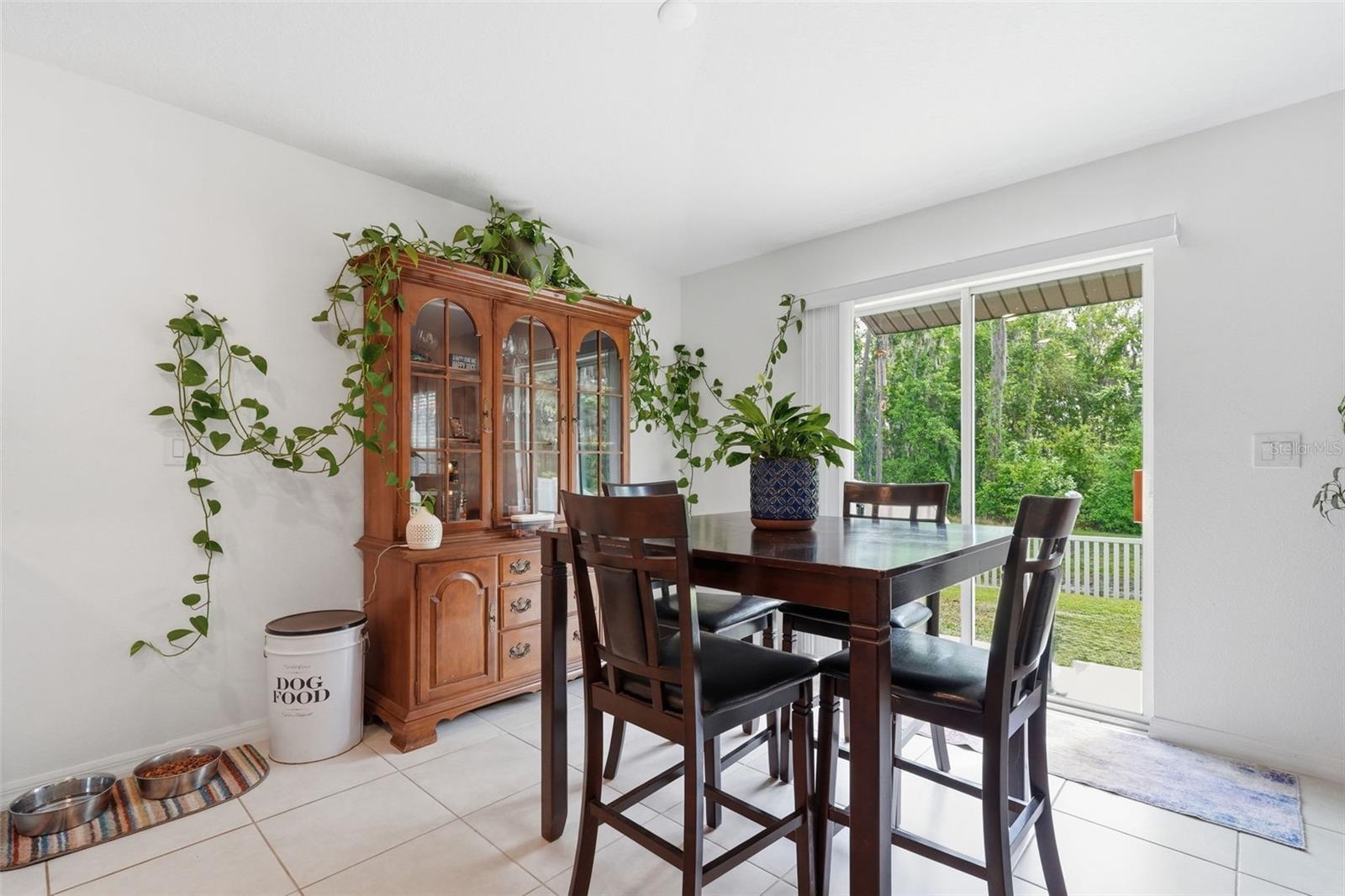 1681 Red Loop Property Photo 17