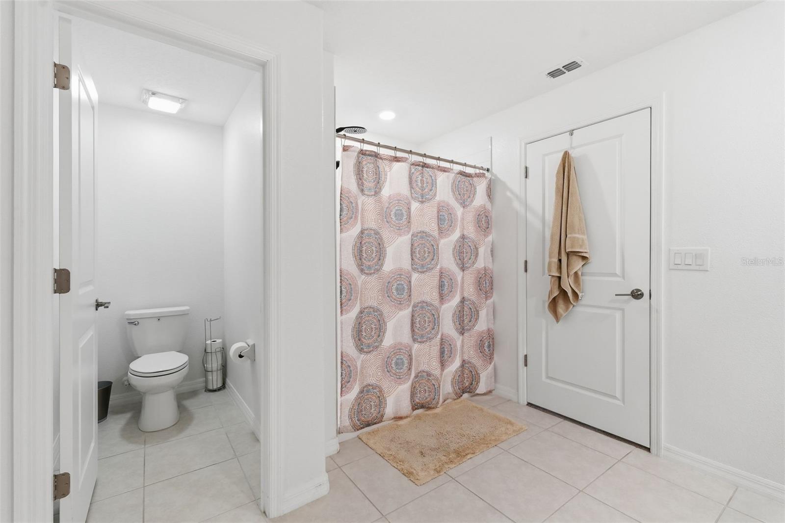 1681 Red Loop Property Photo 23