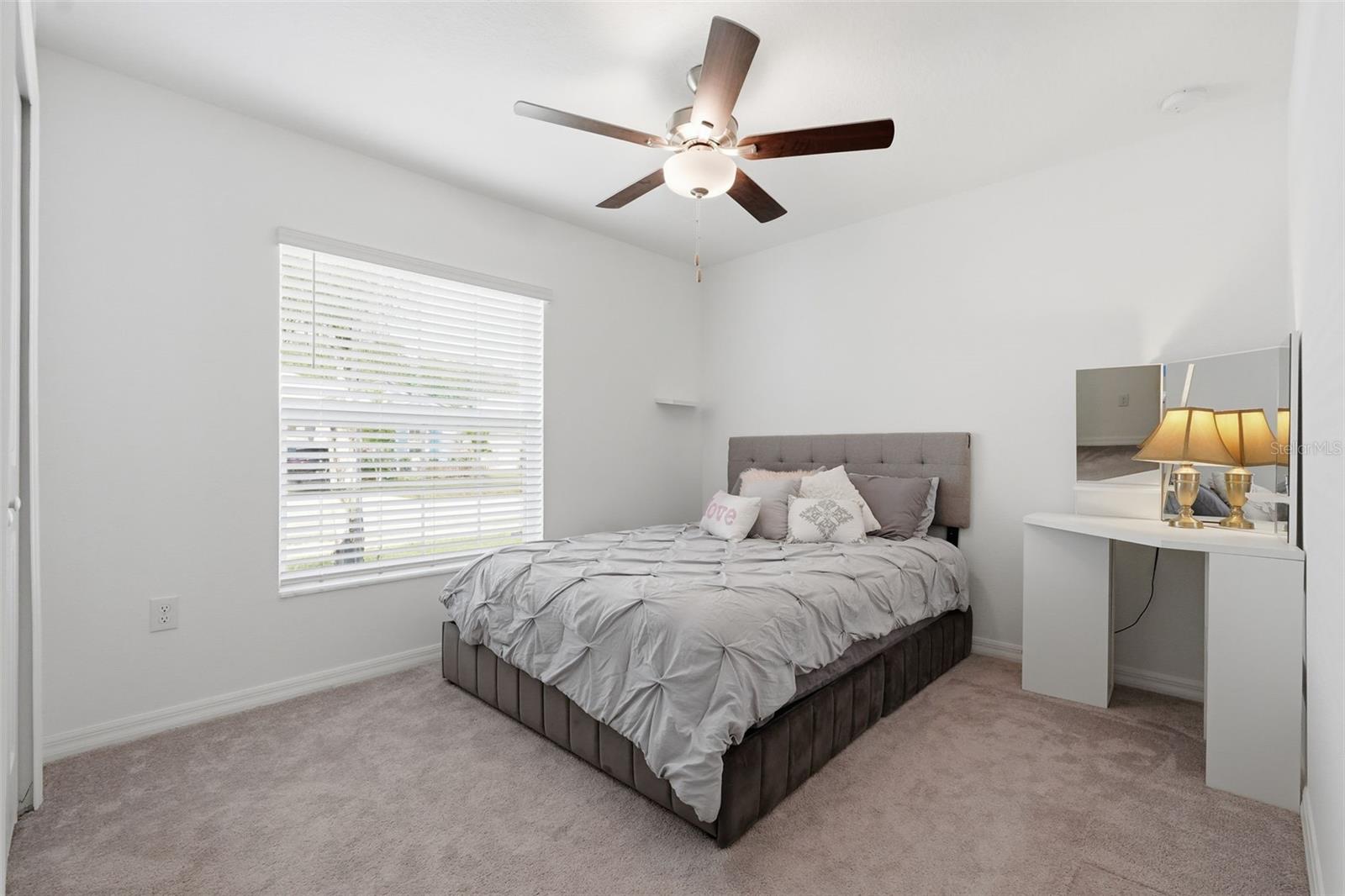 1681 Red Loop Property Photo 24