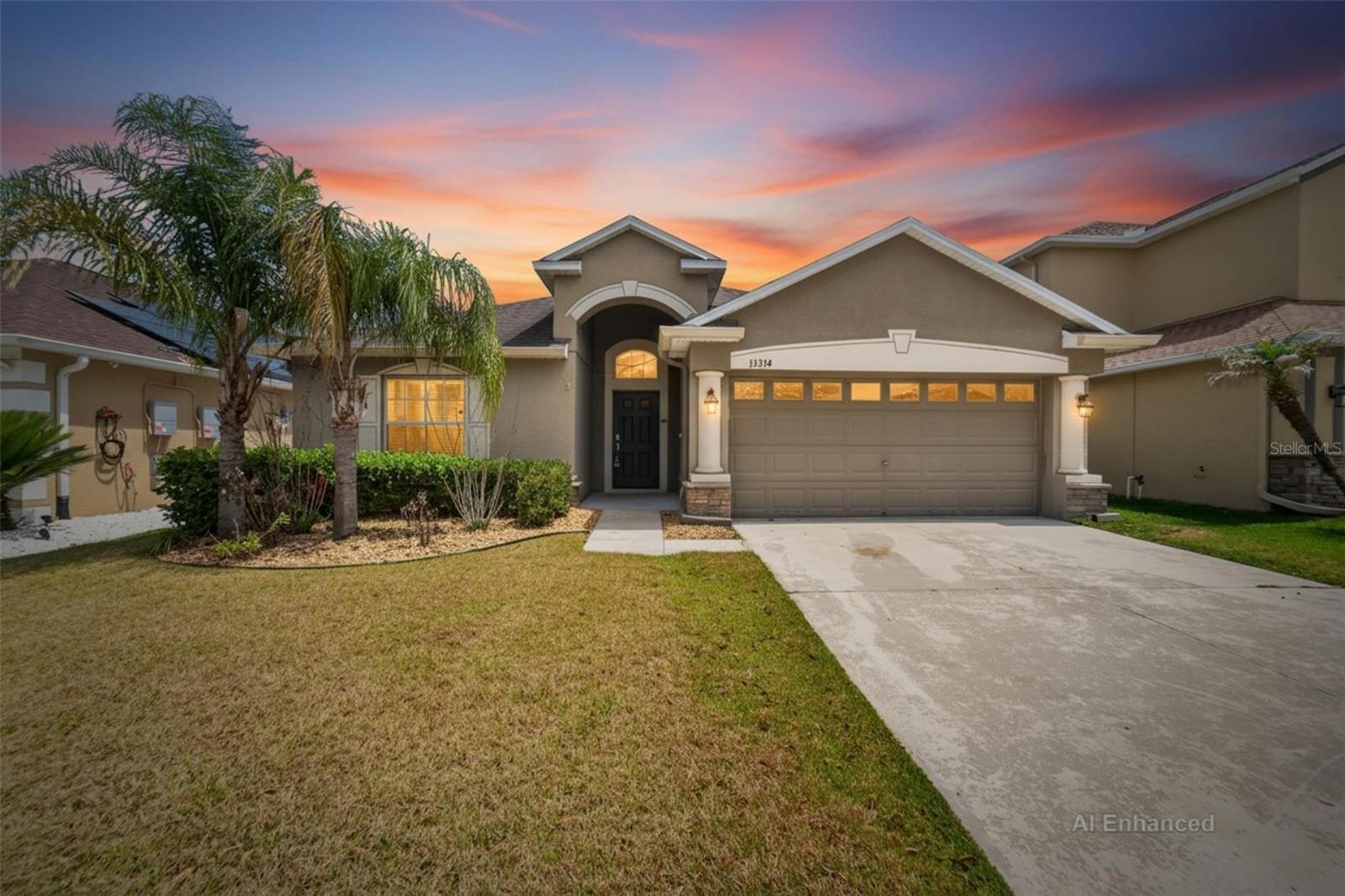 13214 ROYAL PINES AVE Property Photo 1