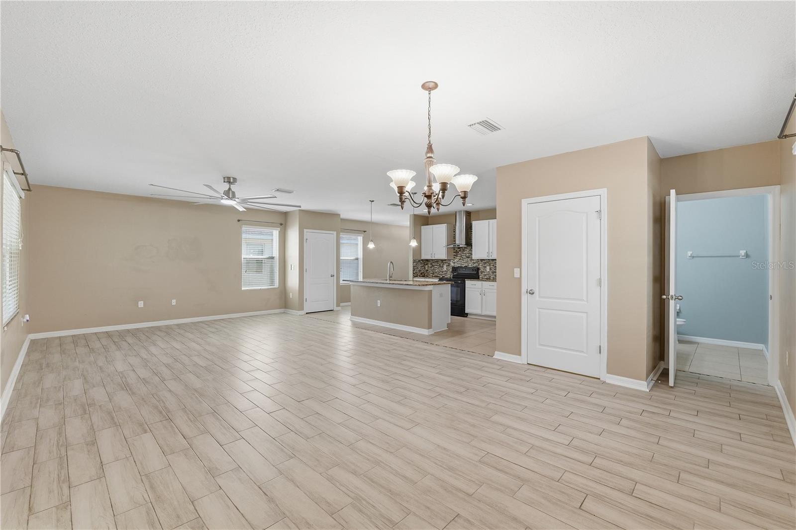 13755 Covey Run Pl Property Photo 9