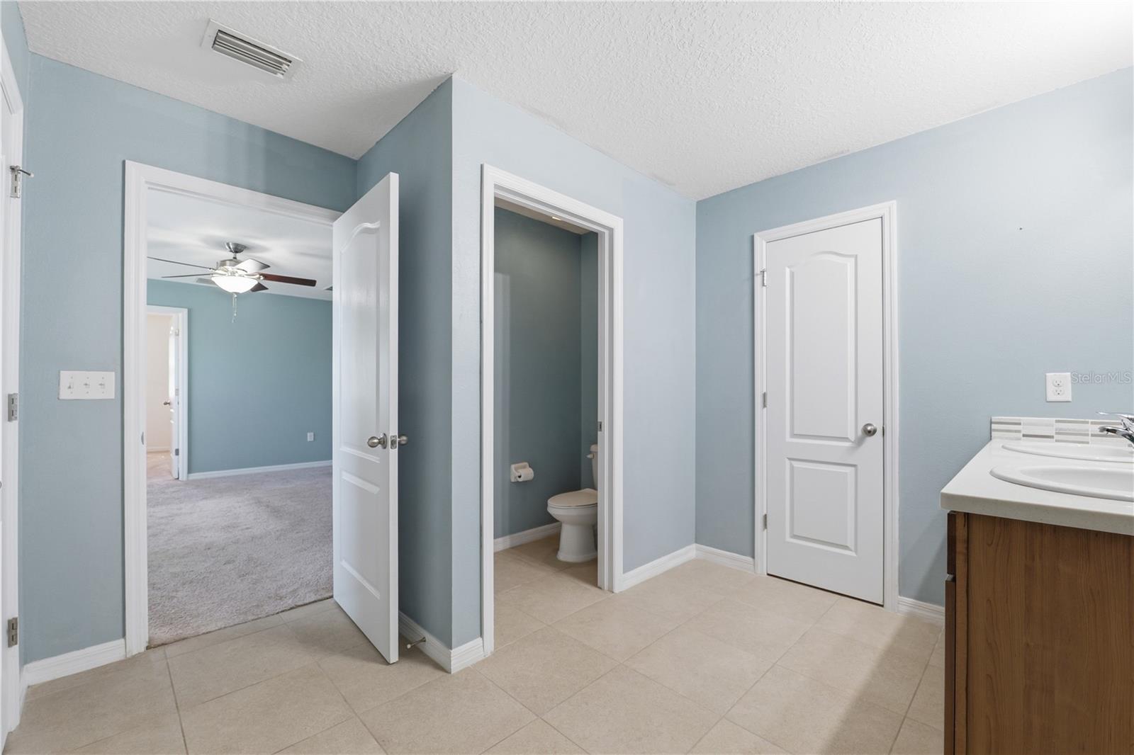 13755 Covey Run Pl Property Photo 18