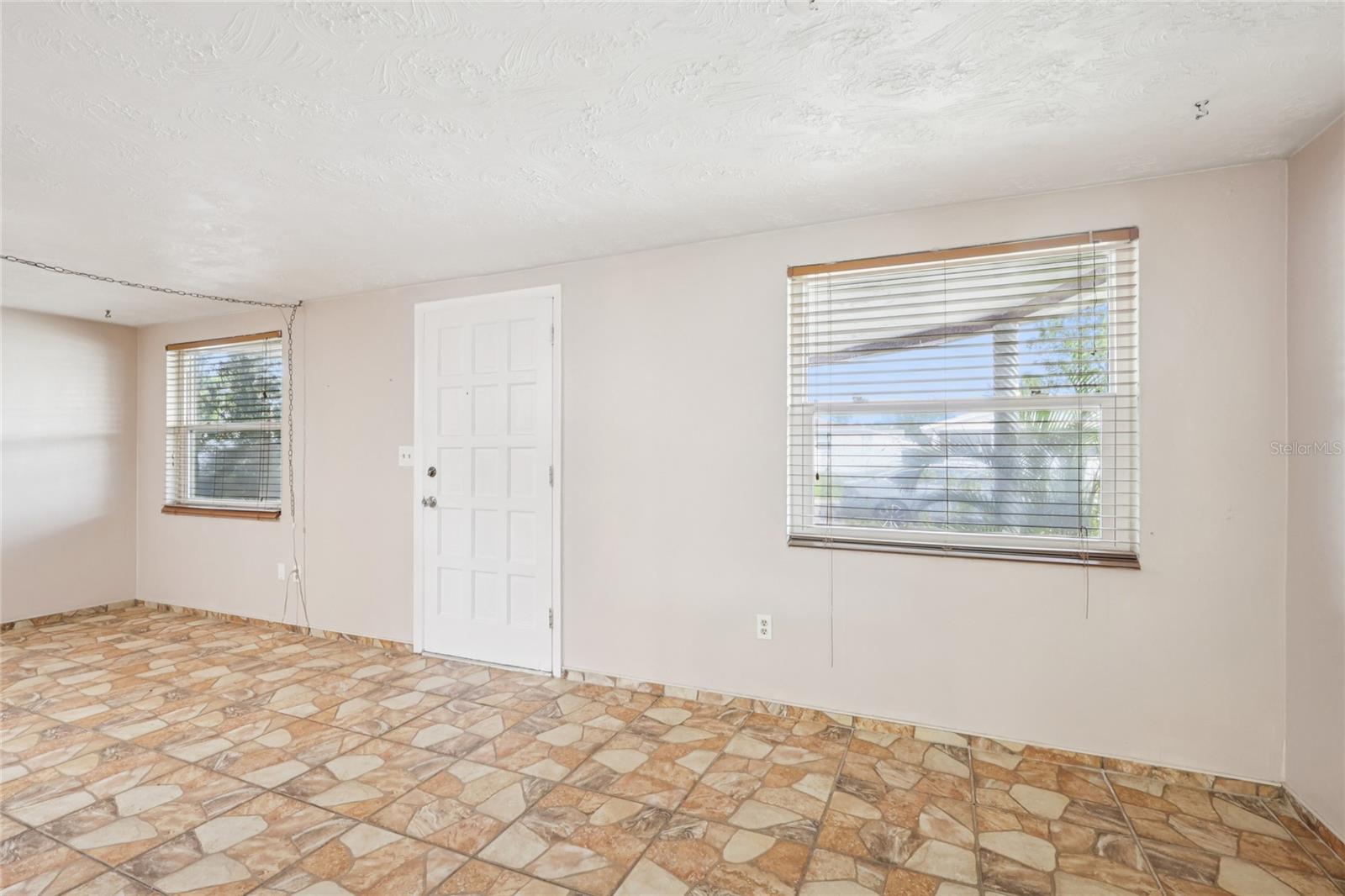 3548 Darlington Rd Property Photo 6