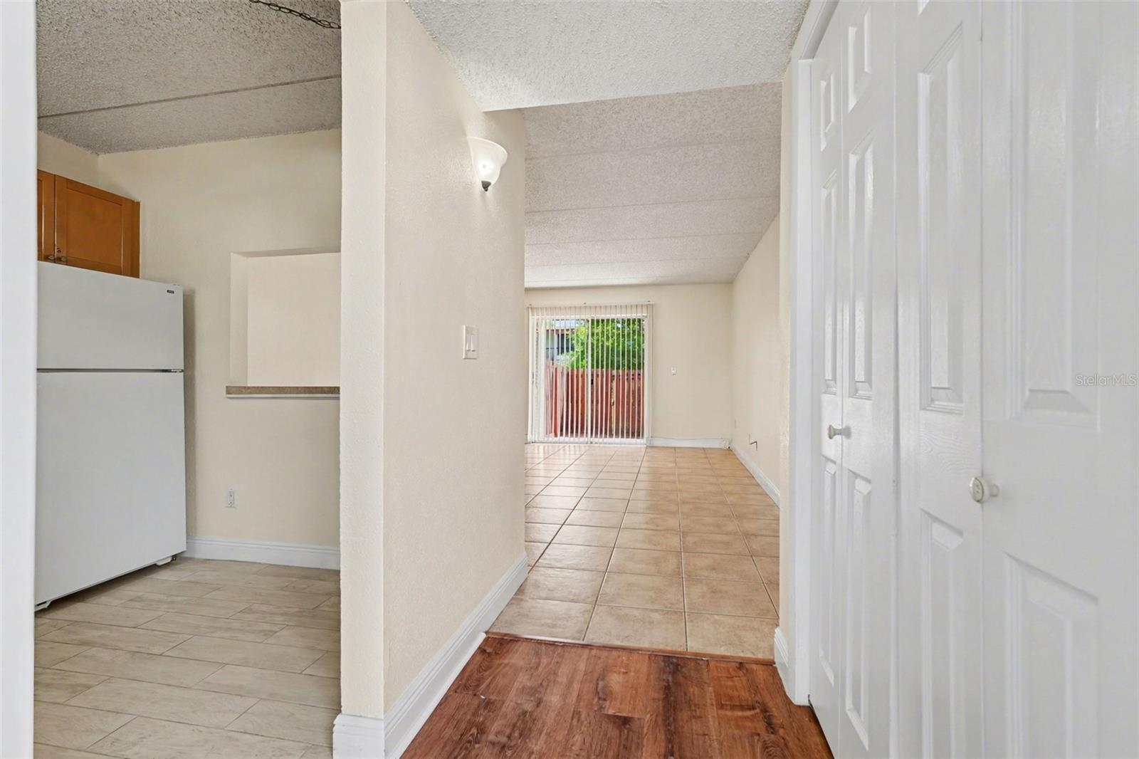 2845 Somerset Park Dr #101 Property Photo 2