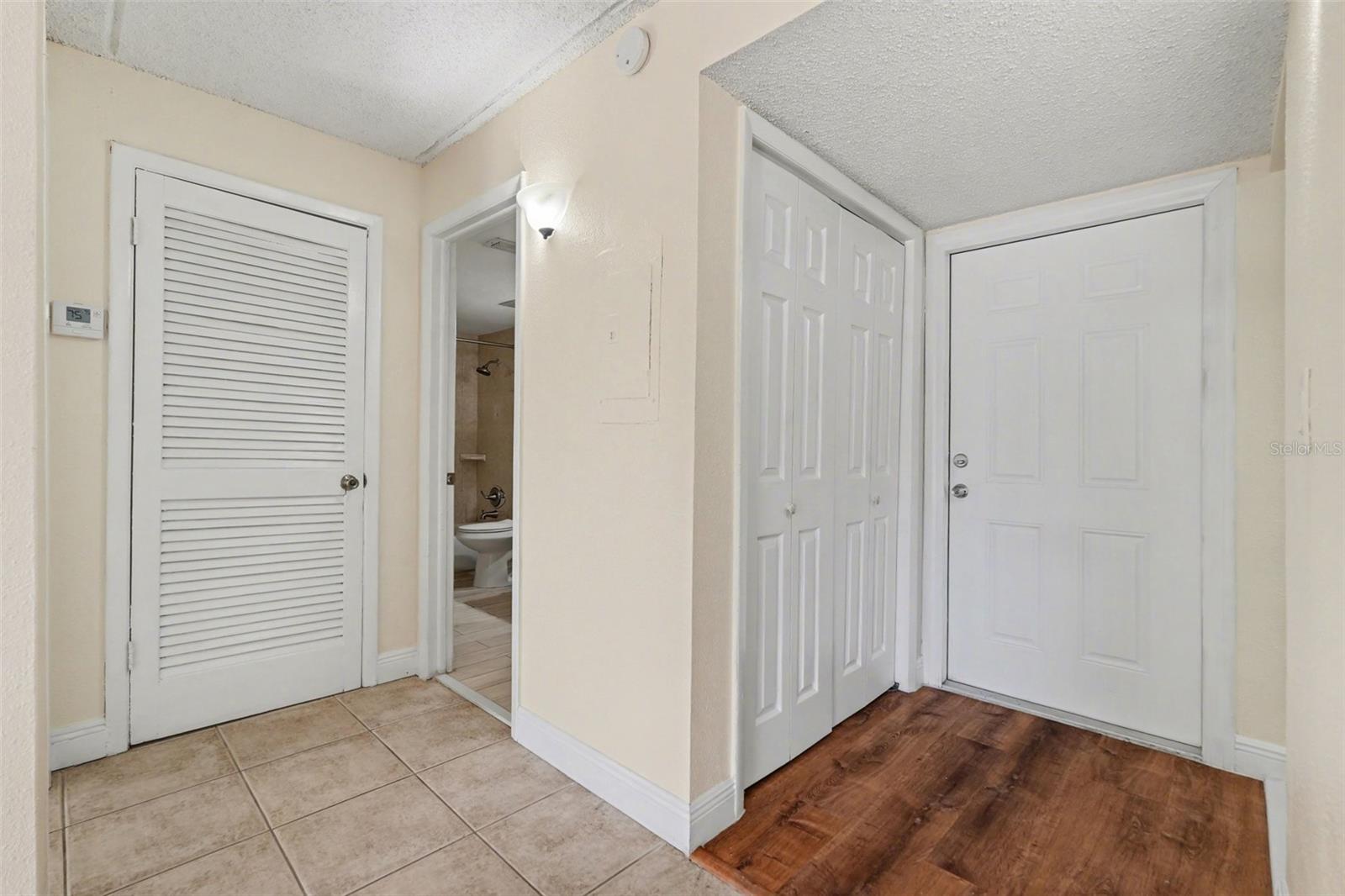 2845 Somerset Park Dr #101 Property Photo 7