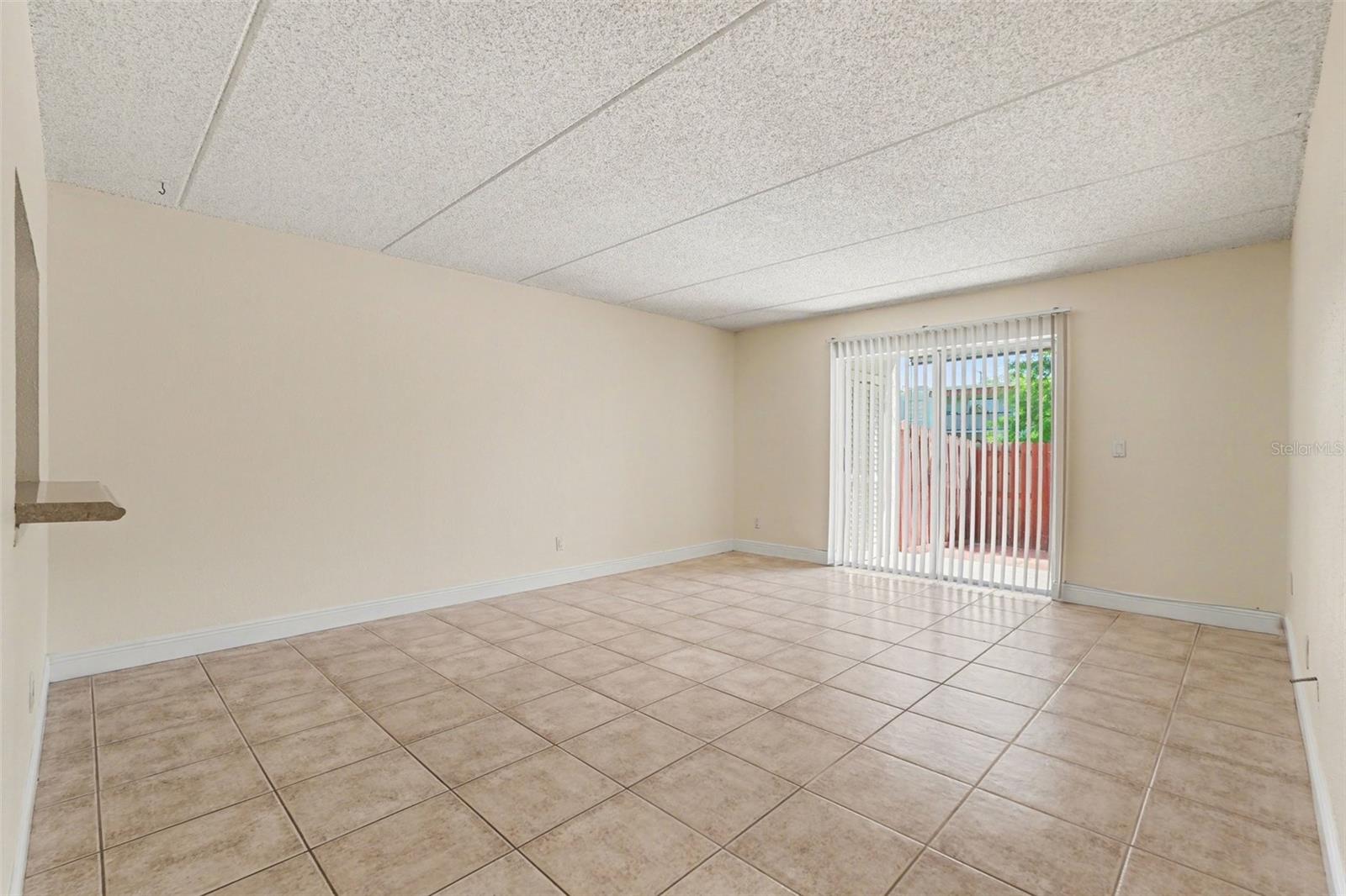 2845 Somerset Park Dr #101 Property Photo 10
