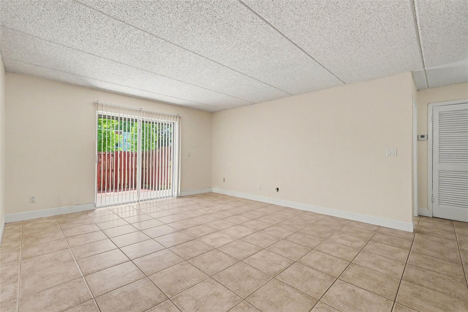 2845 Somerset Park Dr #101 Property Photo 11