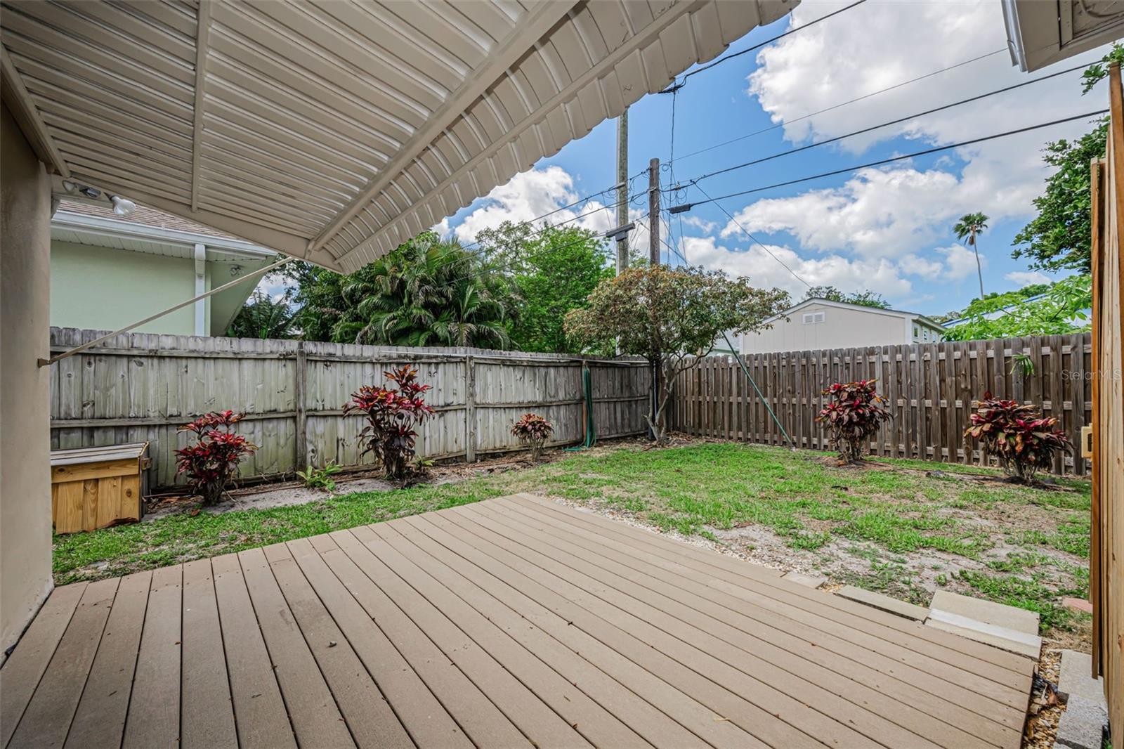 253 Park Cir S Property Photo 30