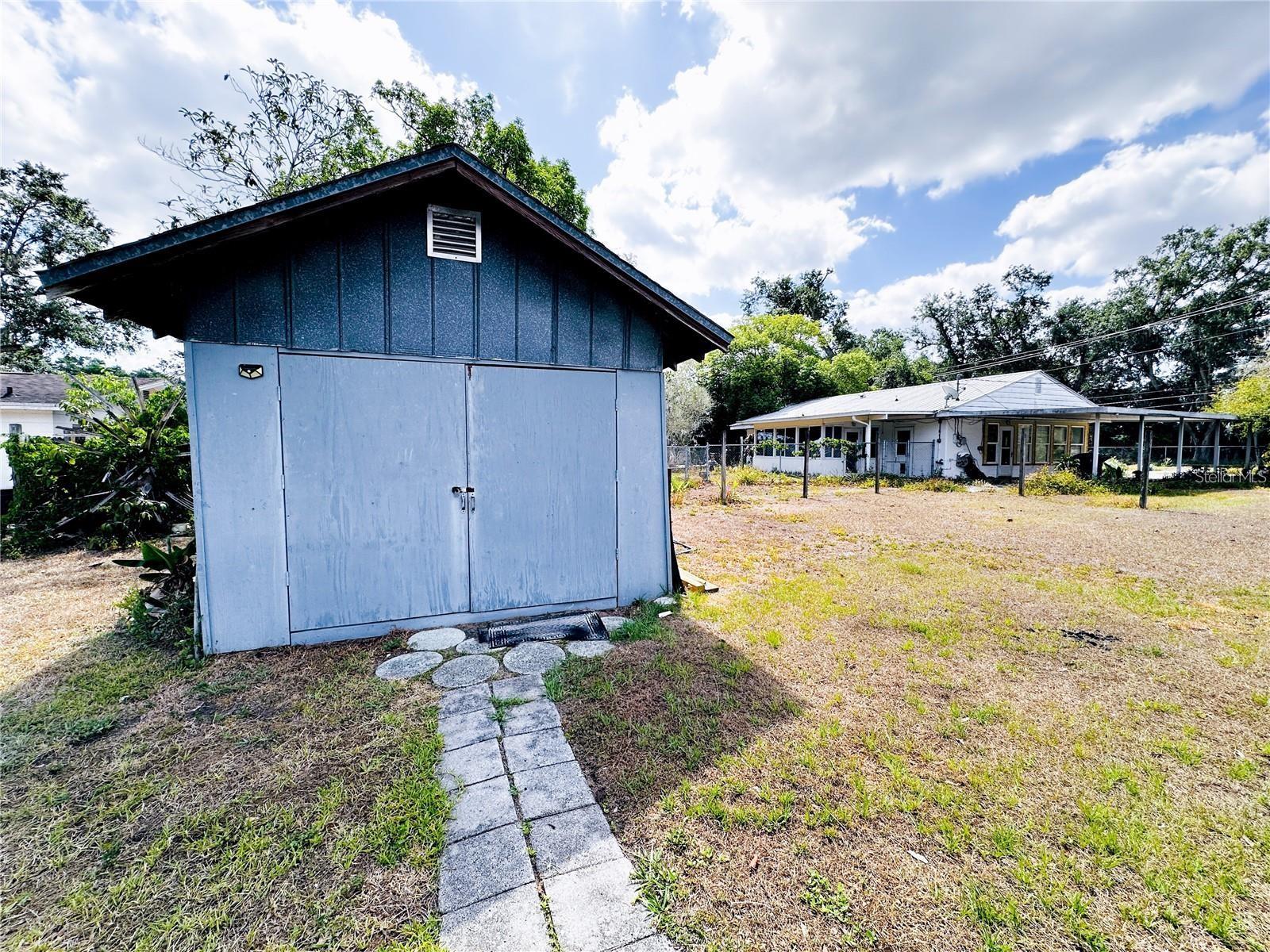 1690 S Mcadoo Ave Property Photo 5