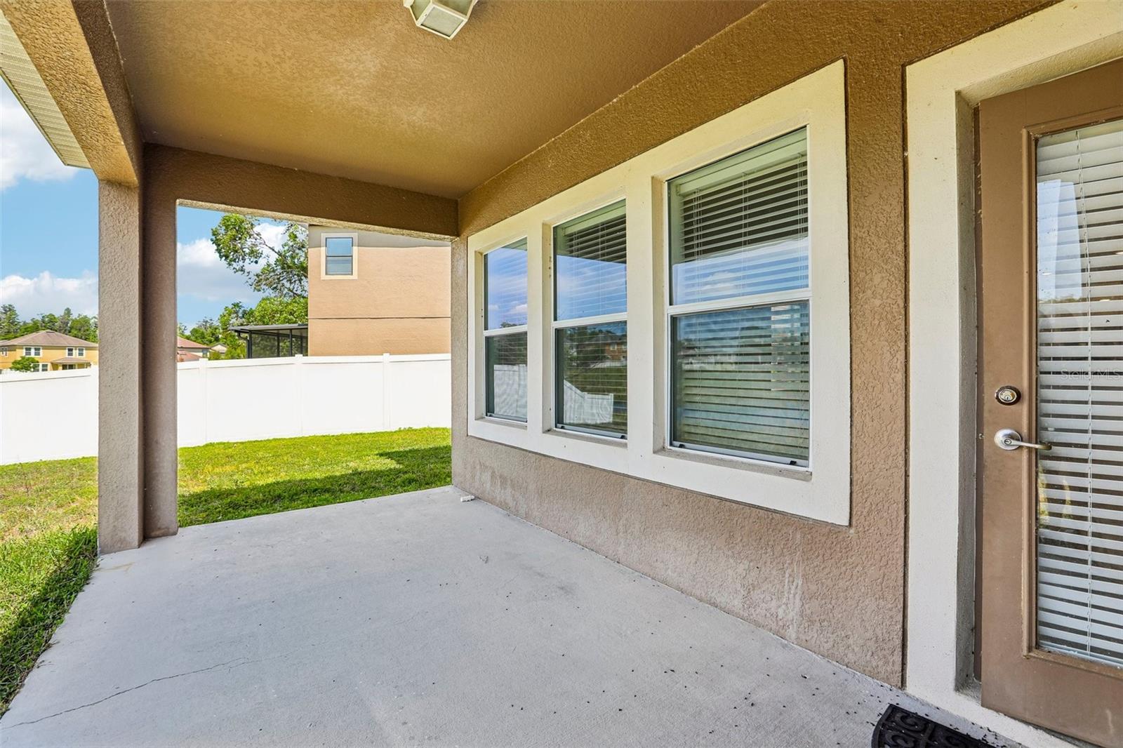 19417 Paddock View Dr Property Photo 40