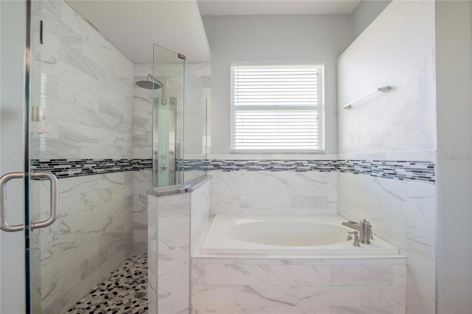 4810 Water Lark Way Property Photo 9