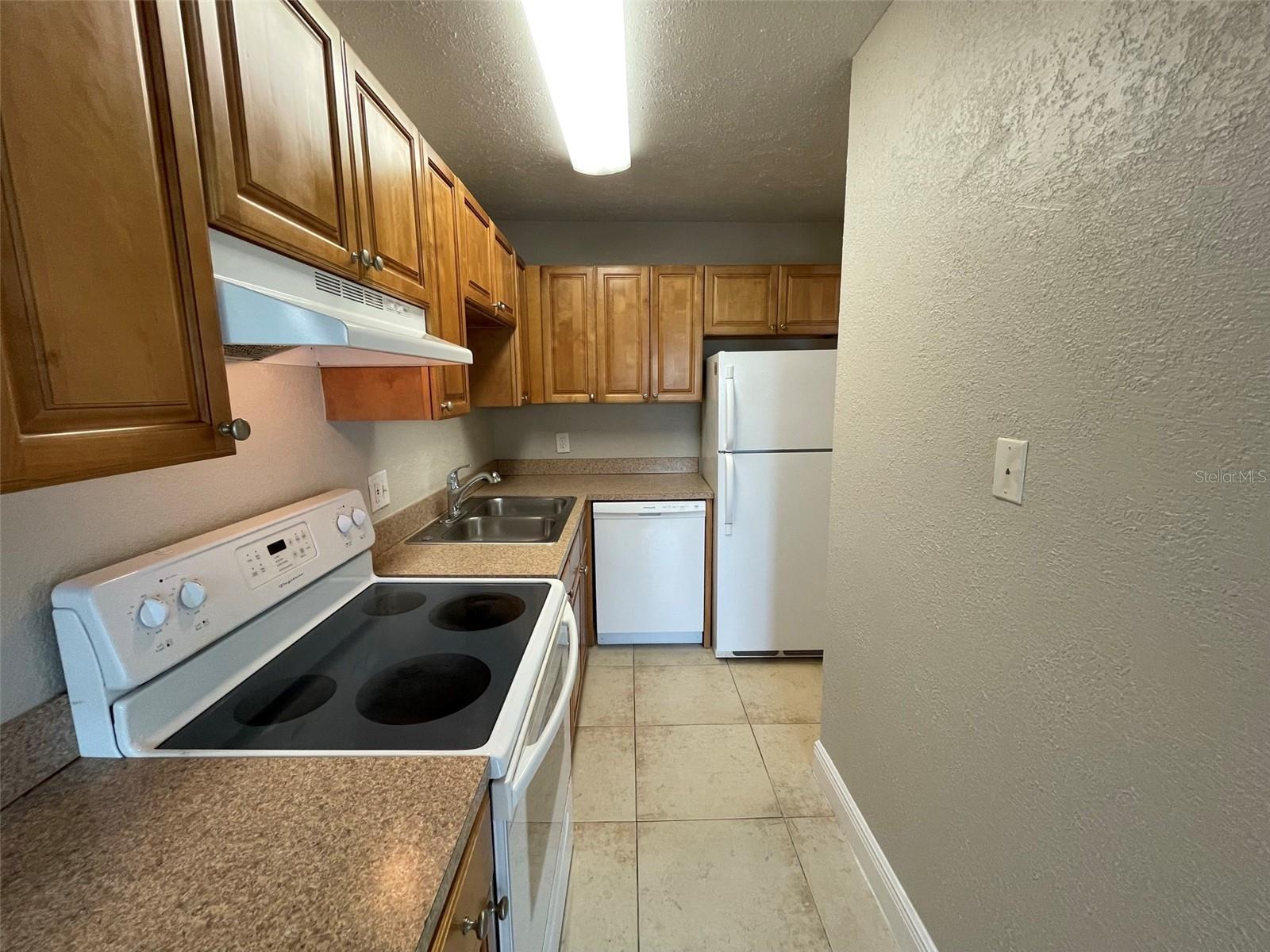 13686 Orange Sunset Dr #201 Property Photo 18
