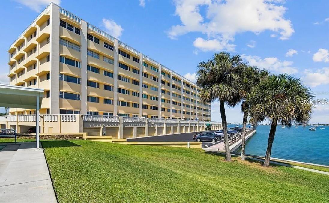 100 Bluff View Dr #308a Property Photo 1