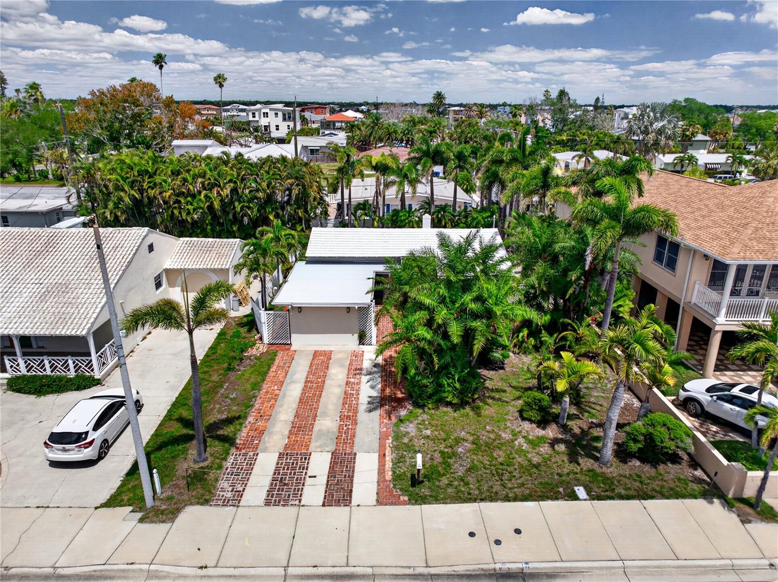 16107 Gulf Blvd Property Photo 6