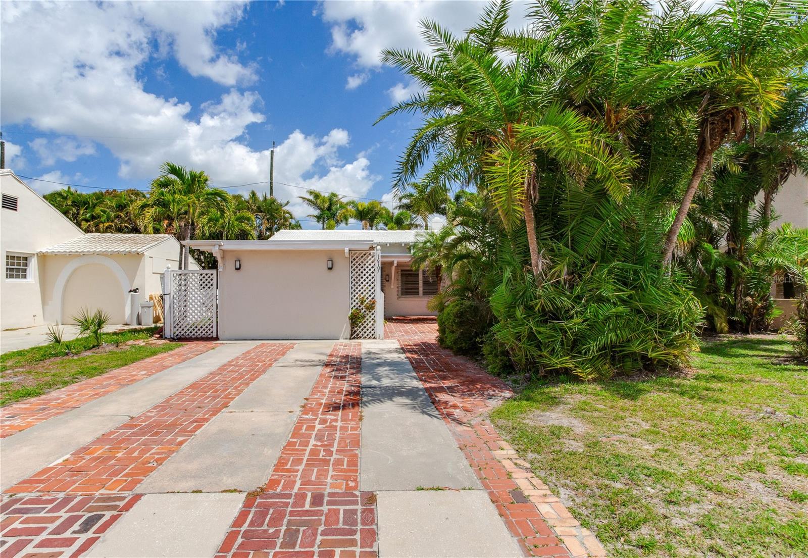 16107 Gulf Blvd Property Photo 14
