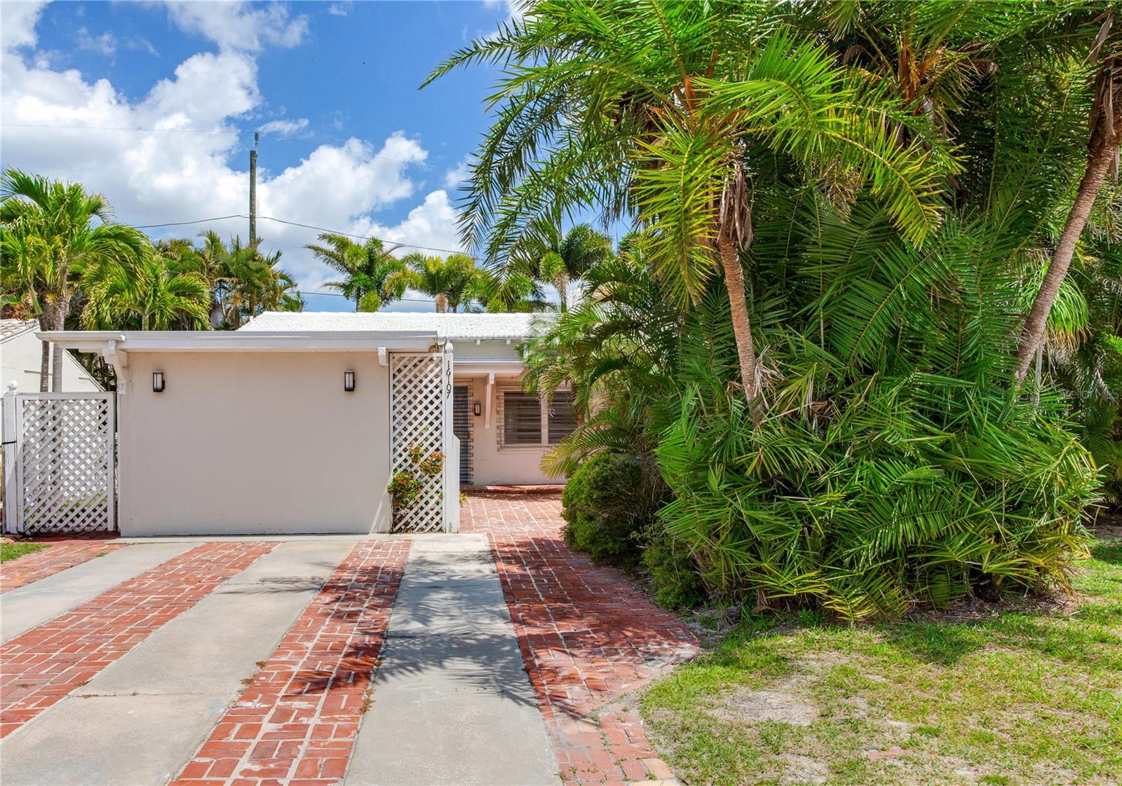 16107 Gulf Blvd Property Photo 15