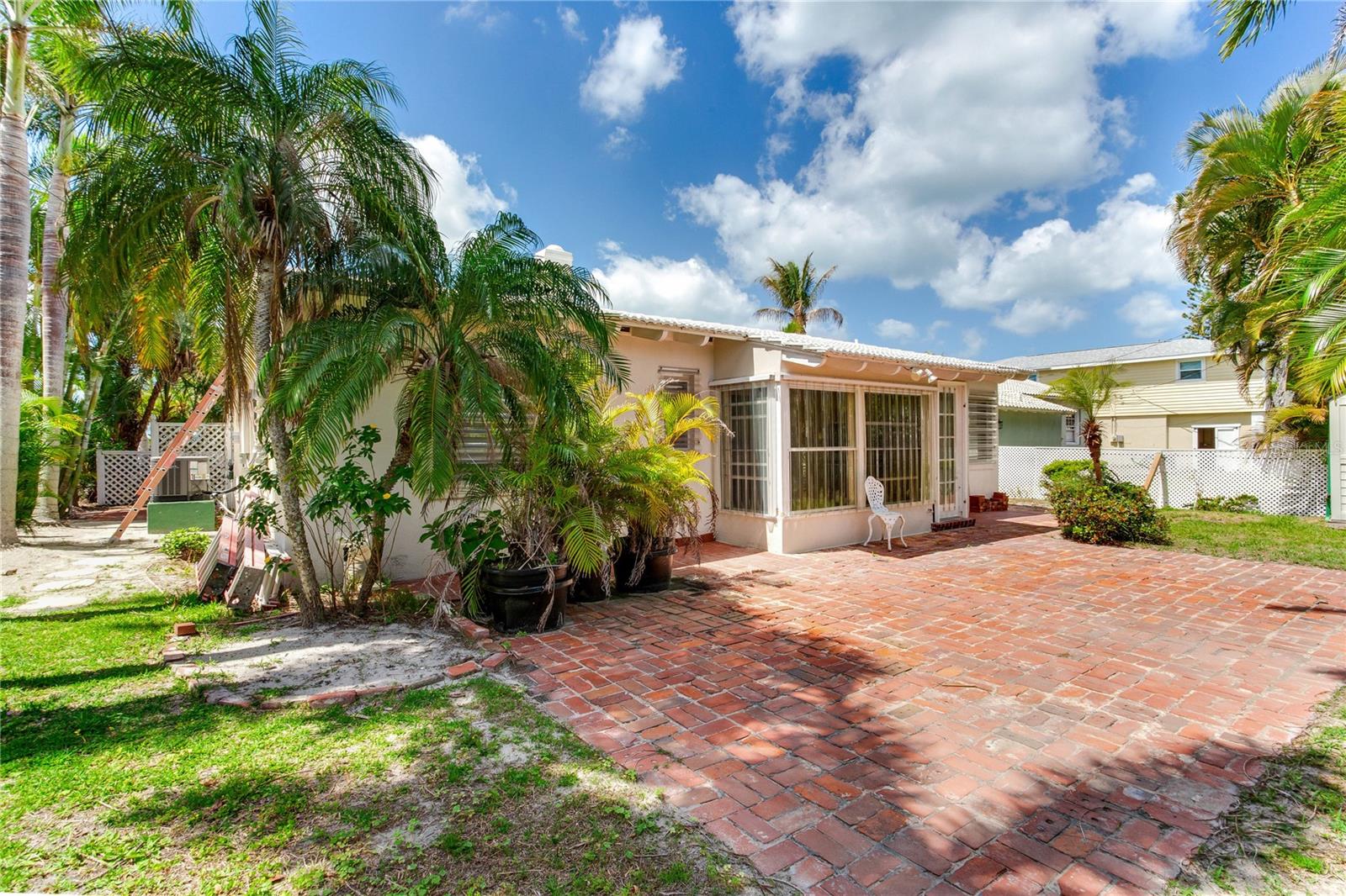 16107 Gulf Blvd Property Photo 37