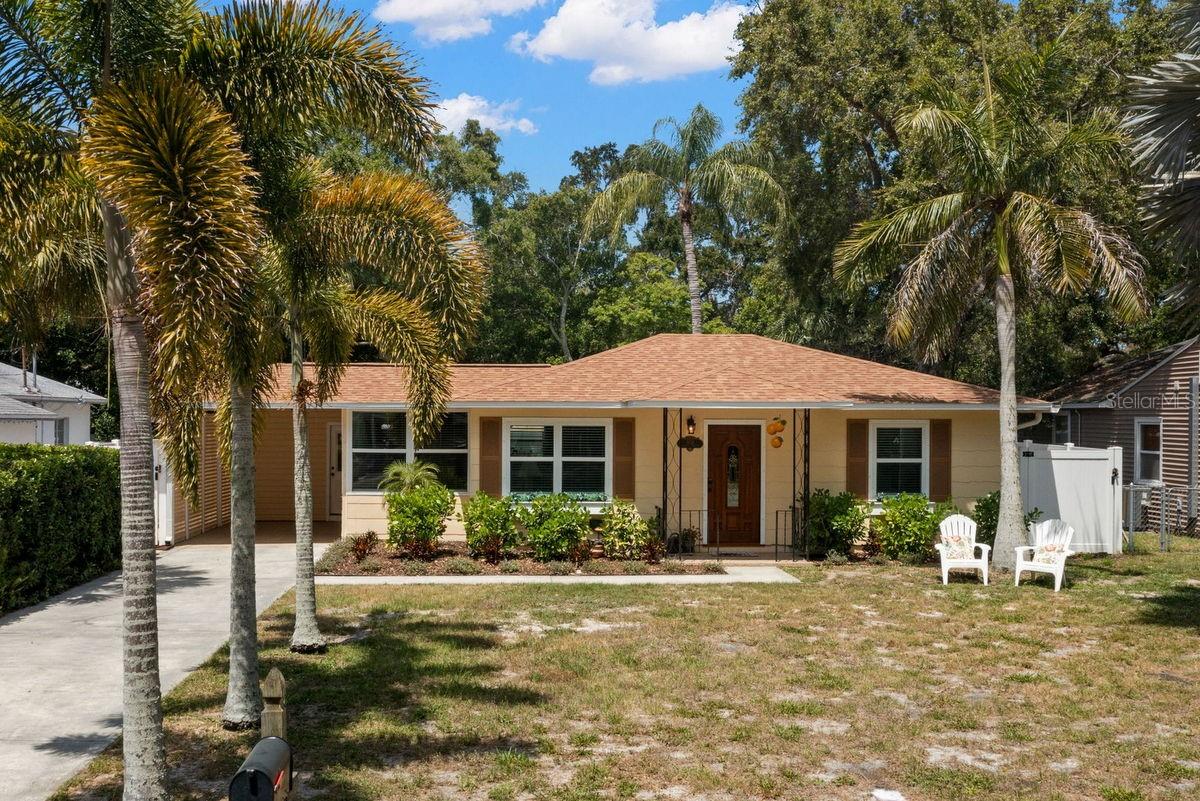 1658 Douglas Ave Property Photo